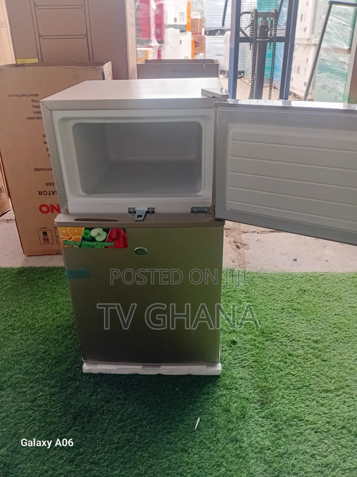 Smart Storage, Westpool 128a Chest Freezer