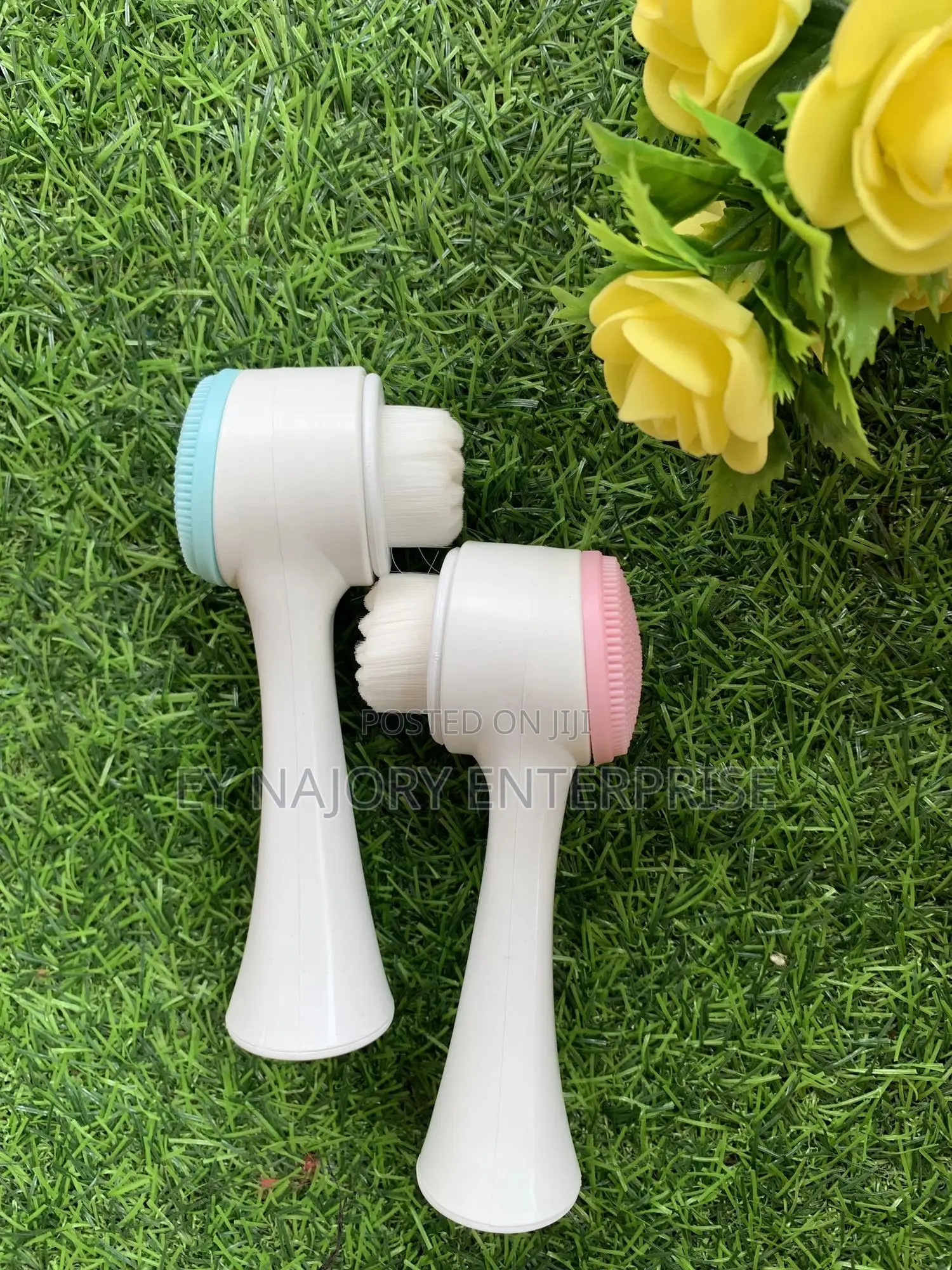 Double Sided Facial Cleansing Brush