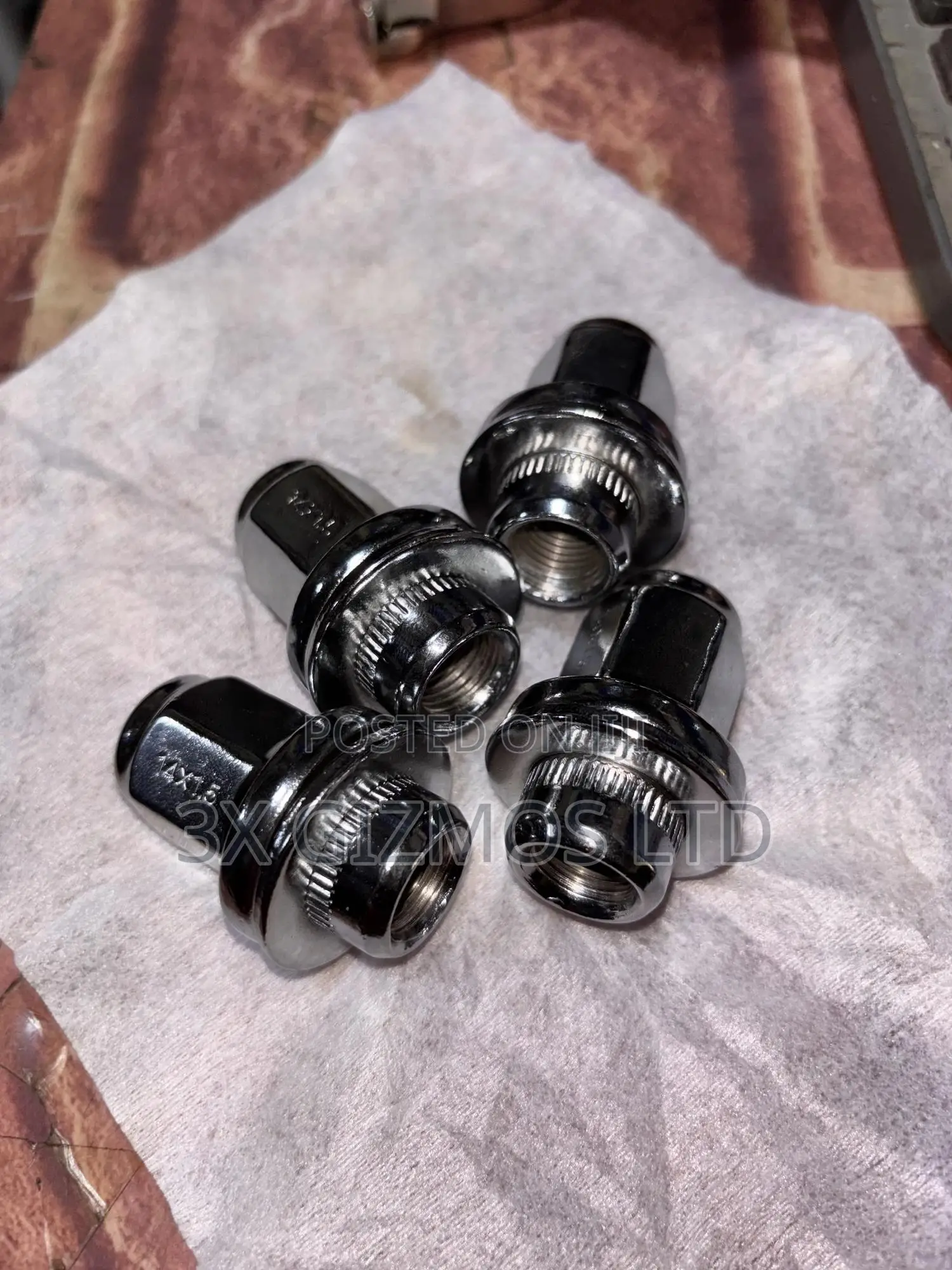 V8 Wheel Nuts M14