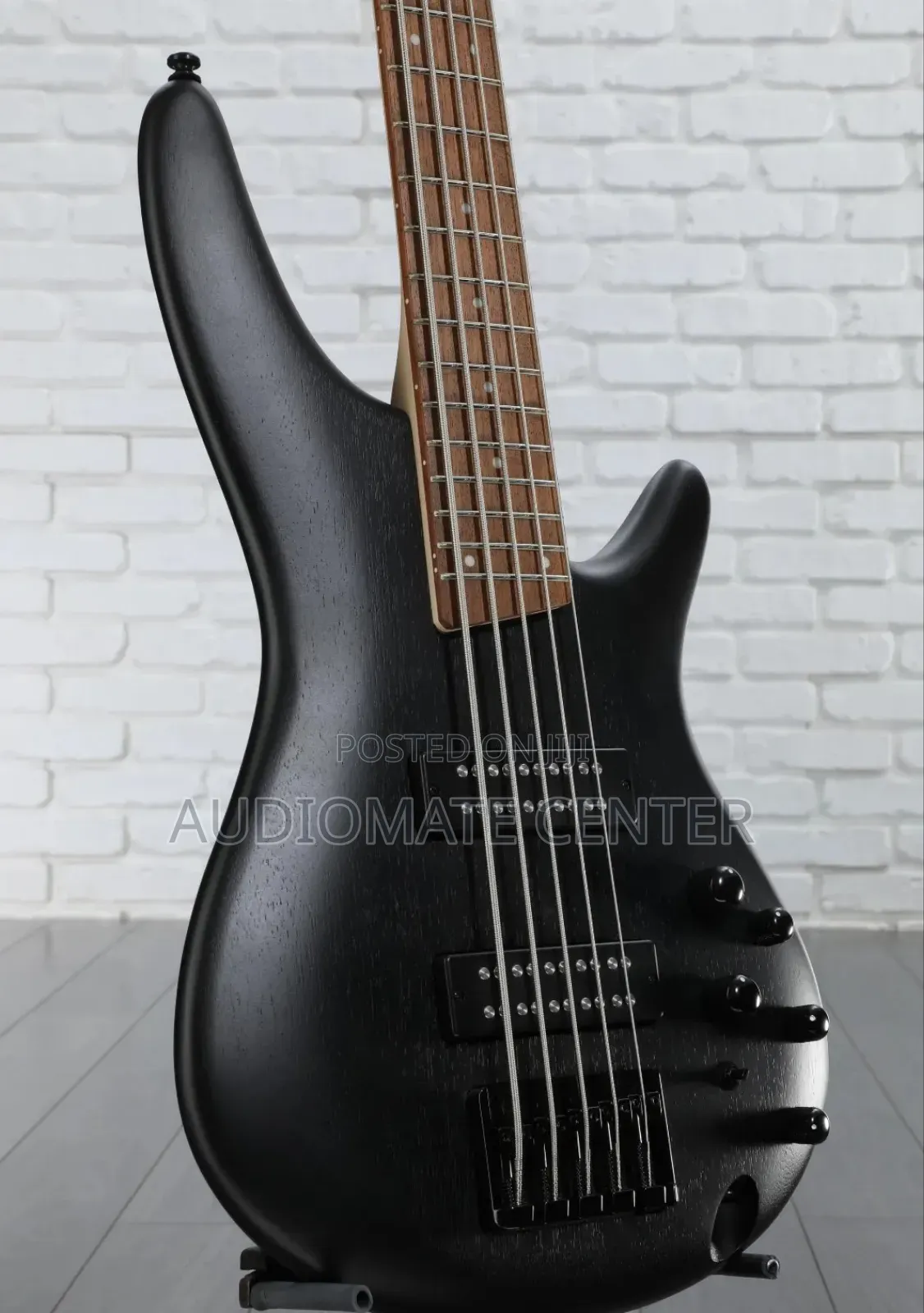 Ibanez Sr305e-bk Guitar
