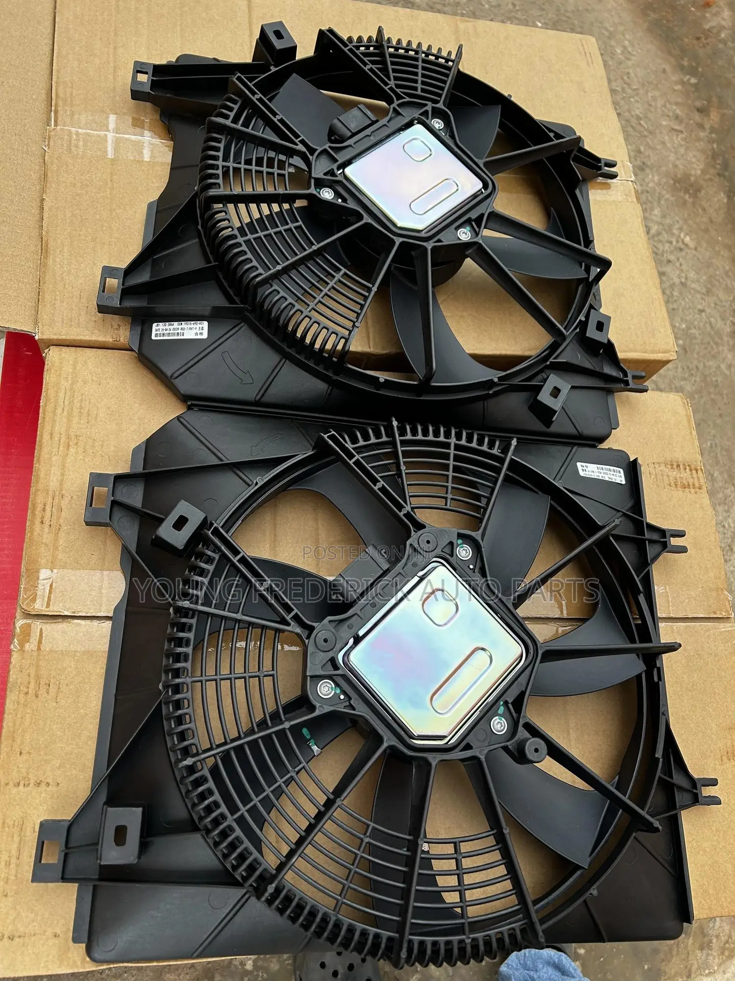Honda Cr-v 2022 2023 Hybrid Radiator Fan