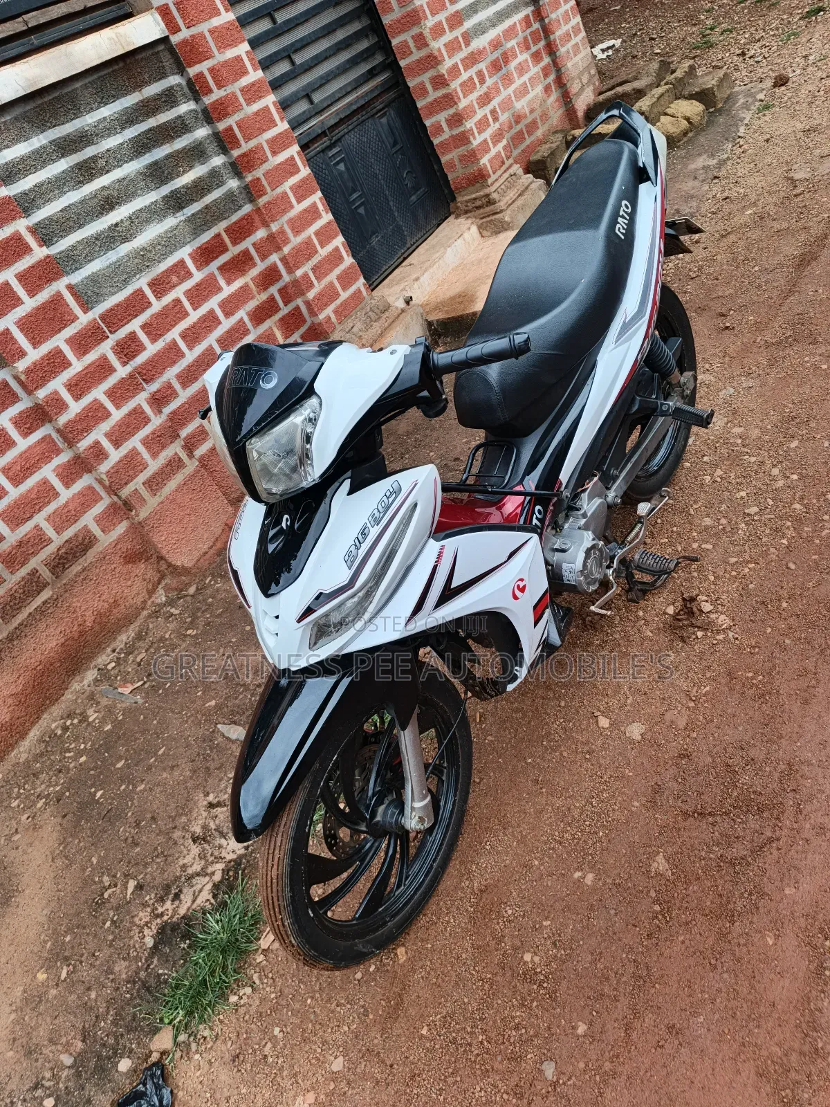 Motorcycle 2022 White