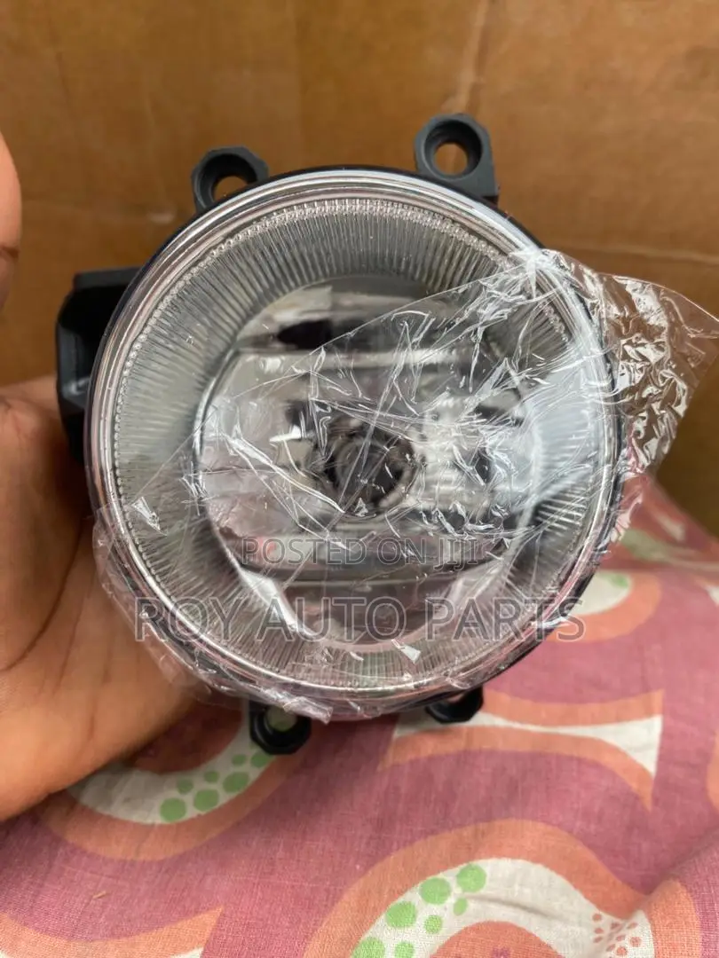 Toyota Corolla 09-12 Fog Light