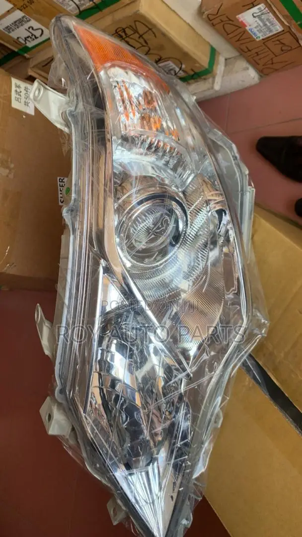 Toyota Camry 2013 Head Light