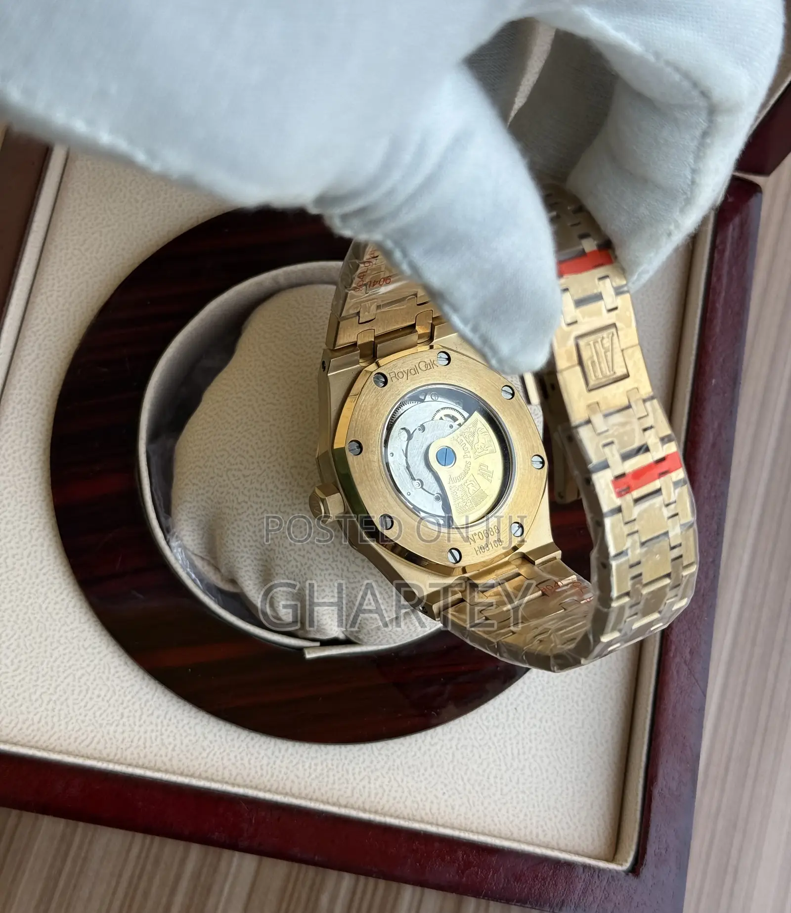 Audemars Piguet Royal Oak Chronograph – White Dial Prestige