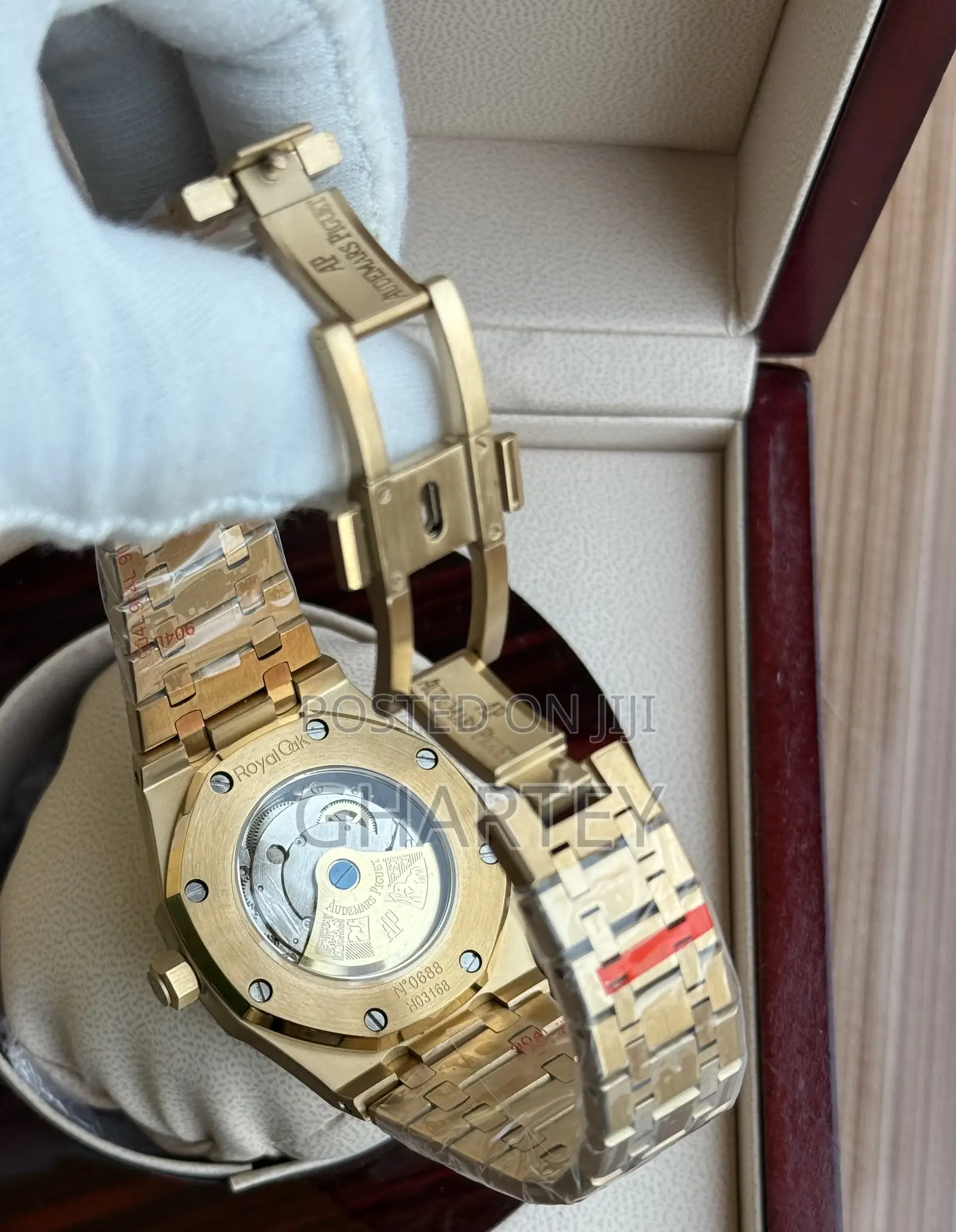 Audemars Piguet Royal Oak Chronograph – White Dial Prestige