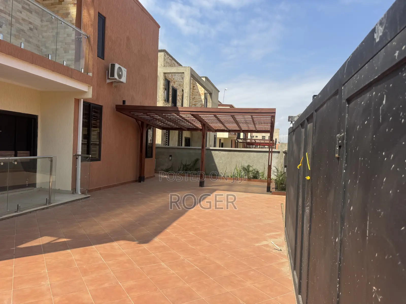 4bdrm House in Achimota Mile 7 for rent