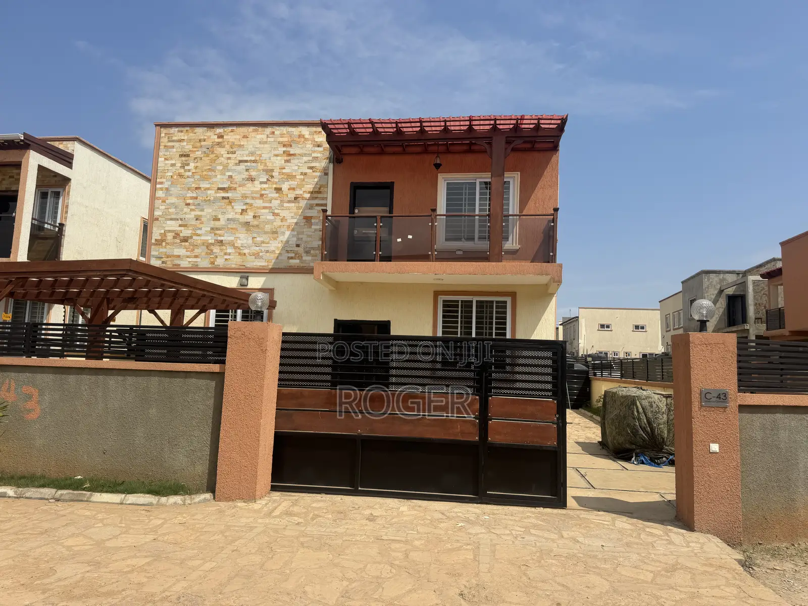 3bdrm House in Achimota Mile 7 for rent