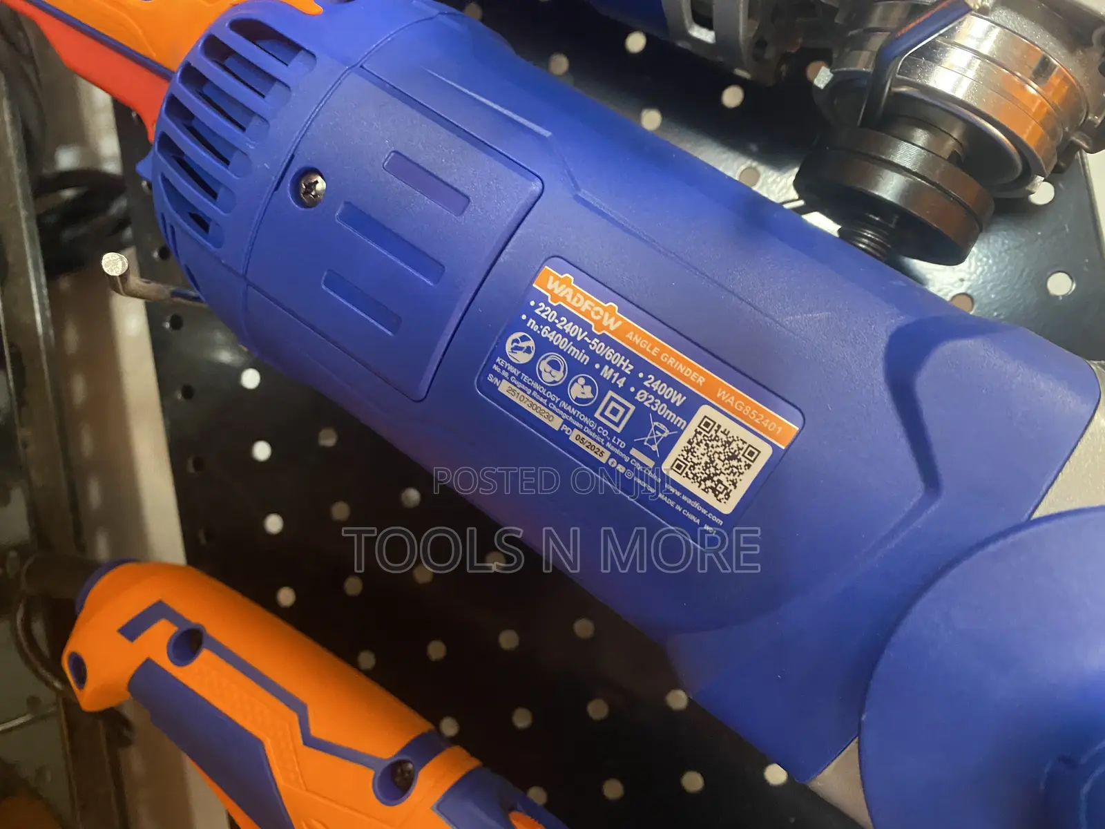 Wadfow Angle Grinder 2400w
