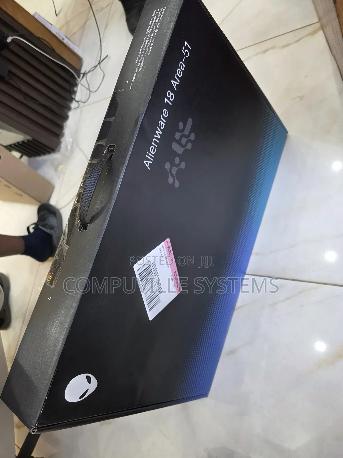New Laptop Dell Alienware Area-51 32GB Intel Core Ultra 9 SSD 2T