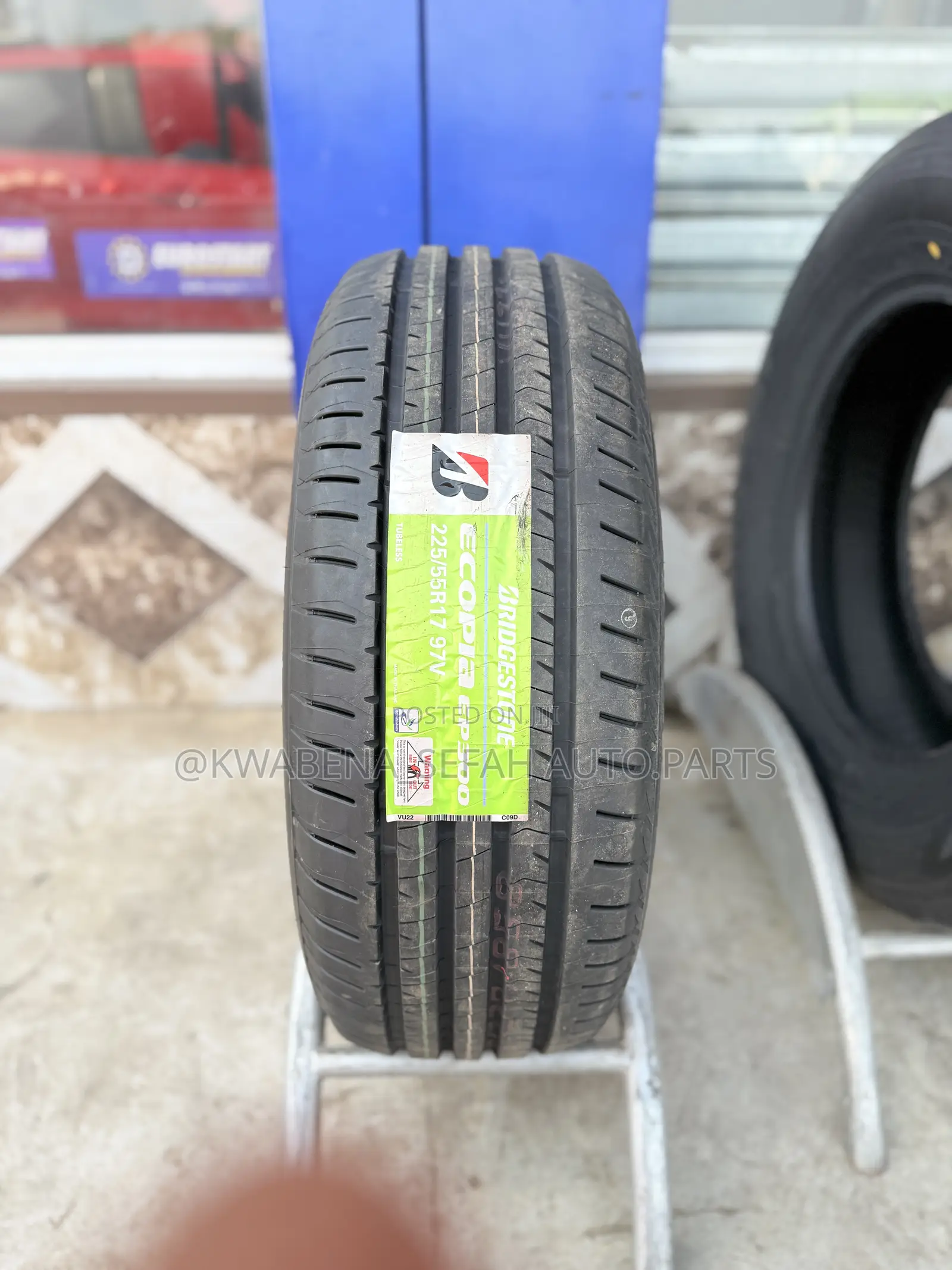Original Bridgestone 225/55r17 Tyres Available For All Cars