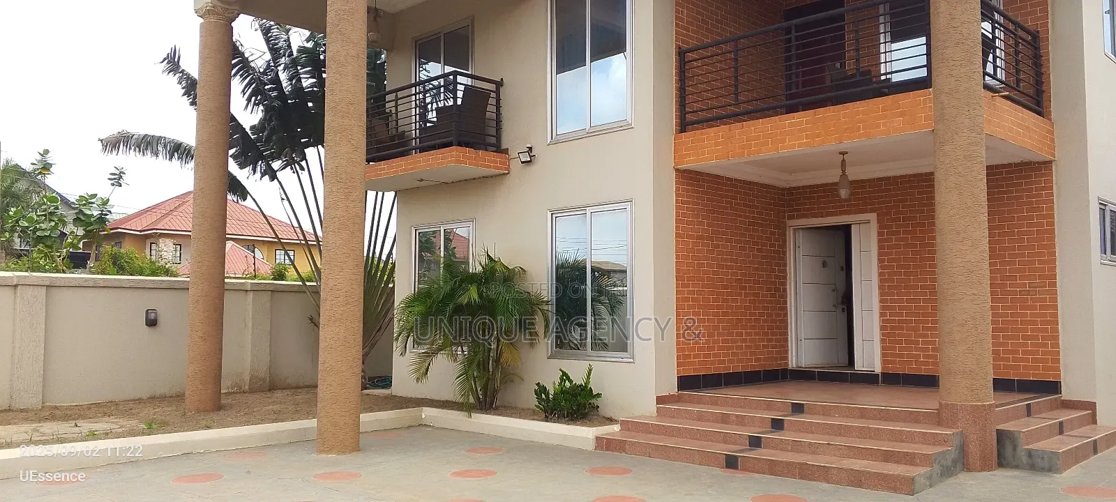 4bdrm Duplex in Tema Metropolitan for rent