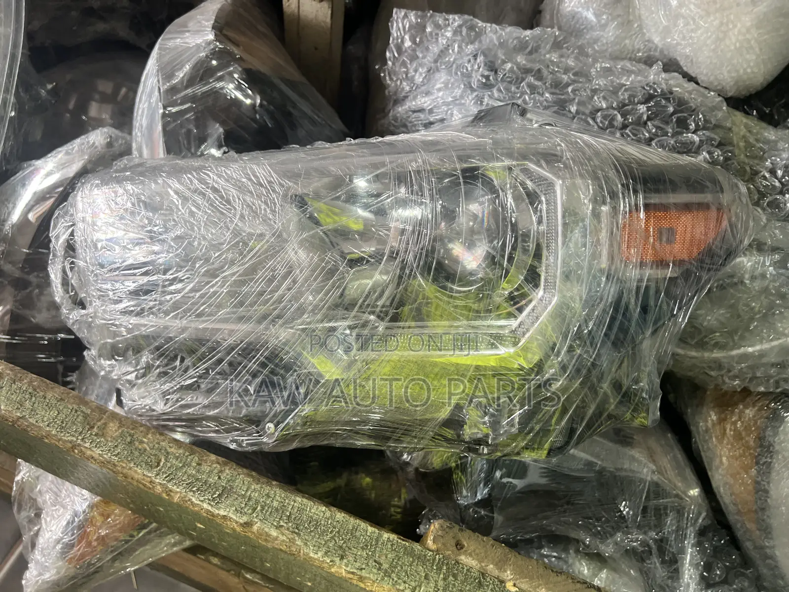 2016,2017,2018,2019,2020,2021,2022 Headlight For Toyota Tacoma