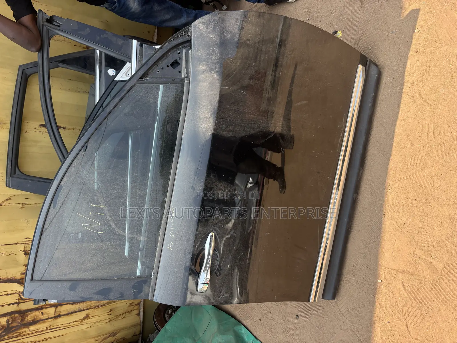 Nissan Pathfinder 2016,2017,2018,2019,2020 Doors Set Available