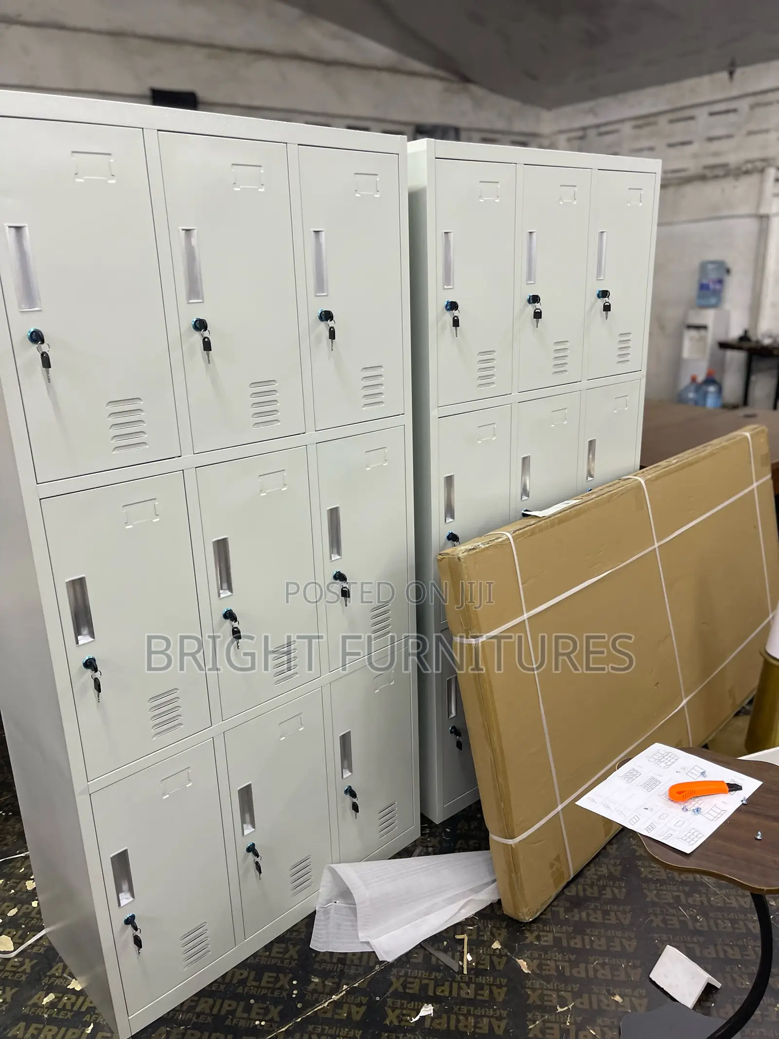 Office Cabinets/Files Cabinet (Lockers)