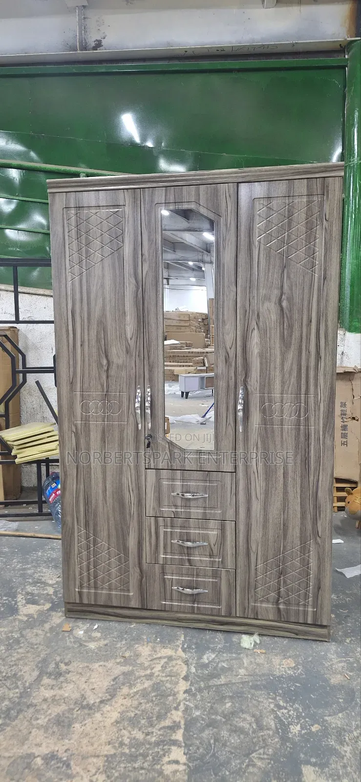 Wardrobe(3 Doors) Imported