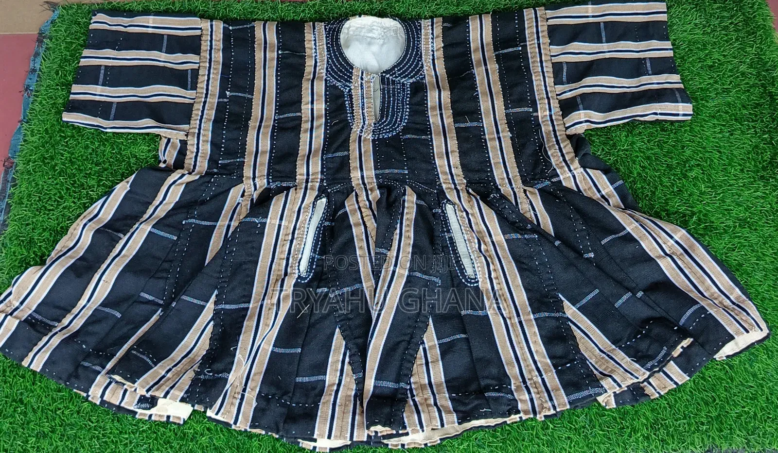 Powerful Traditional Ghanaian Northern Smock For Sale Online At Tryahu