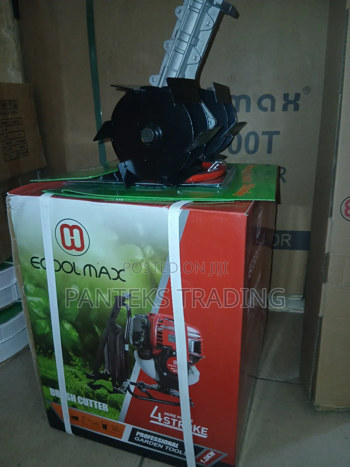 Brush Cutter/8 in 1 Lawn Mower/ Weeder Machine (Brush Cutter) 4strokes