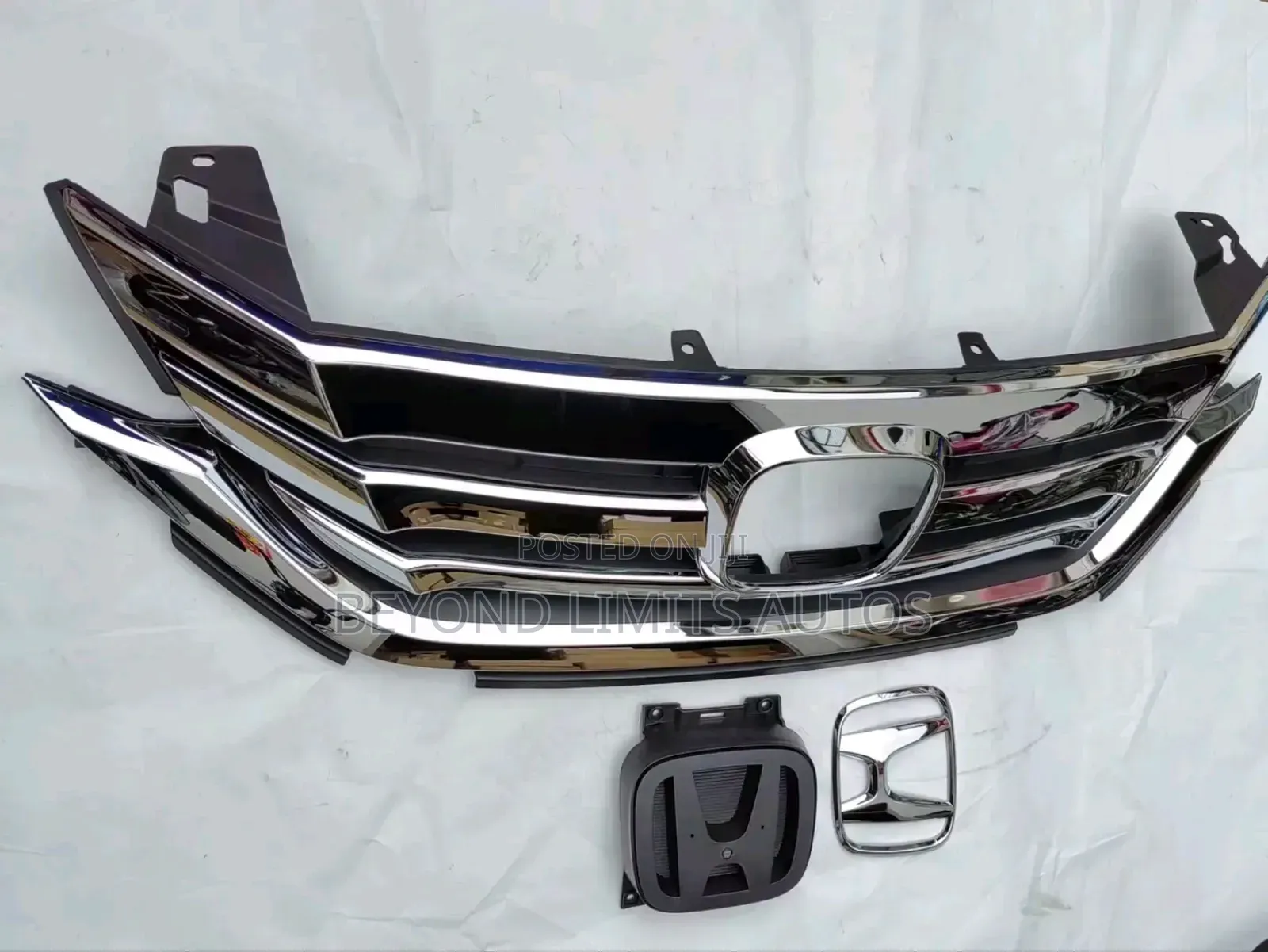 Honda Accord 2012,2013,2014,2015 Top Shell/Grille Japan Type