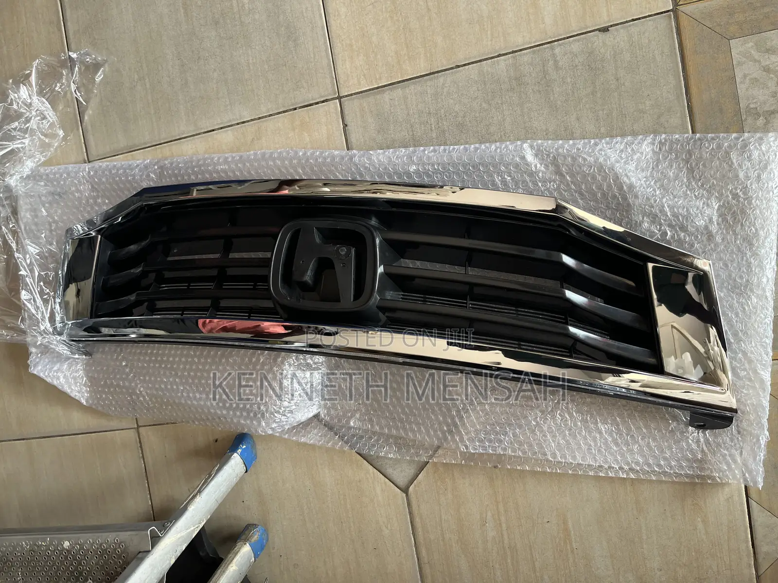 Honda Accord 2008-2010 Top Grill