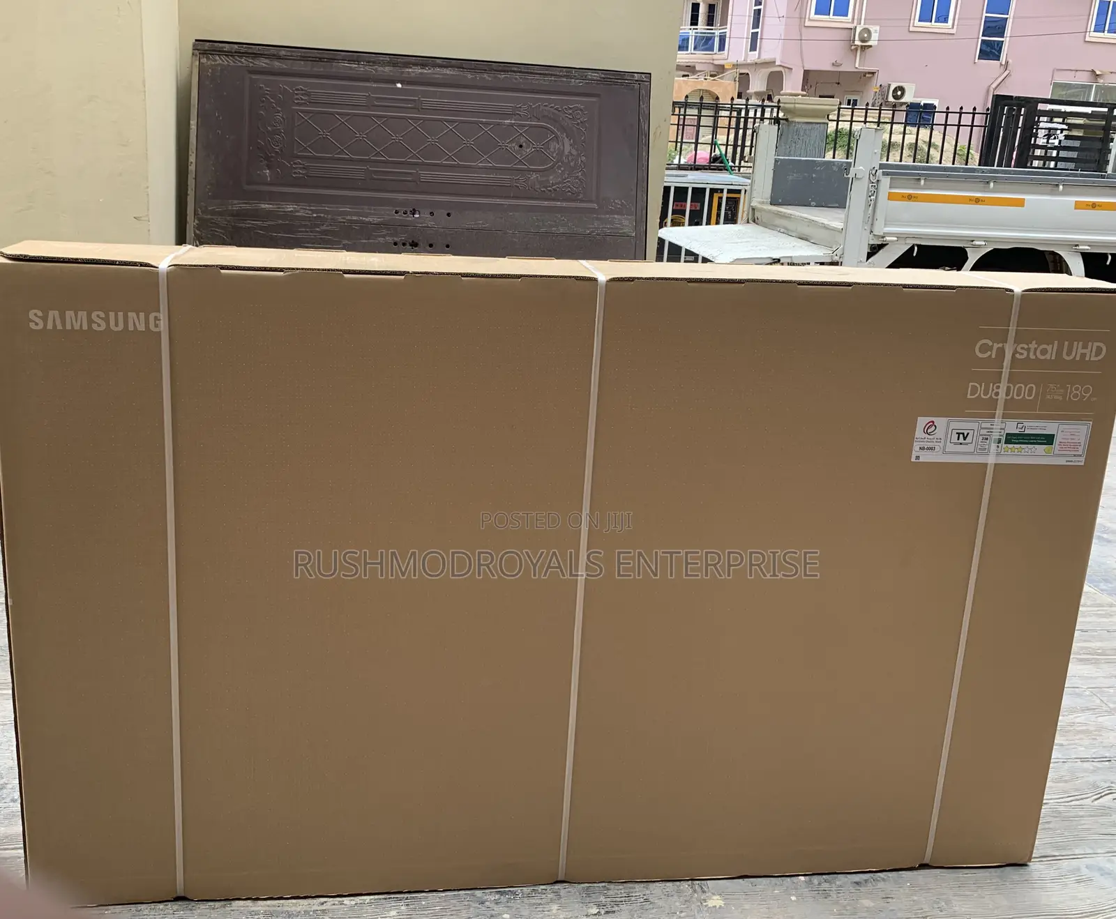 Experience : The 75-Inch Samsung Du8000 Tv