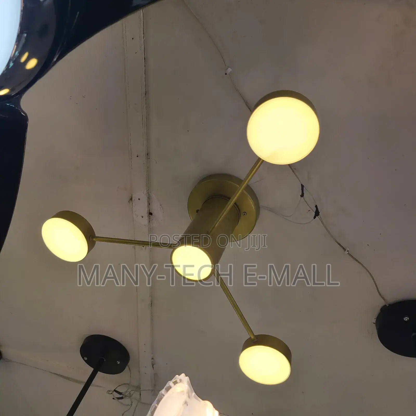 3 Arms Golden Pendant Light