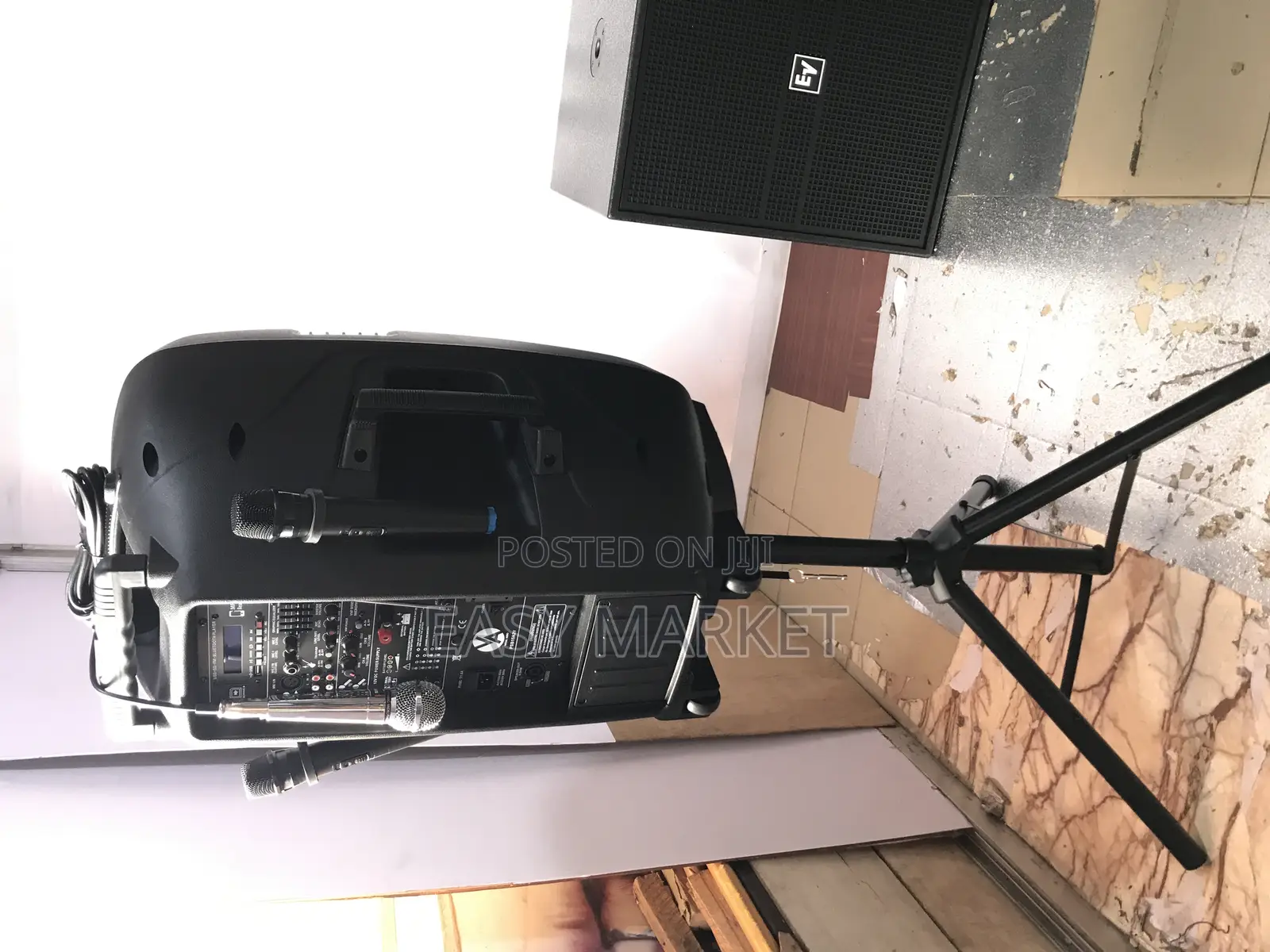Rechargeable Speaker