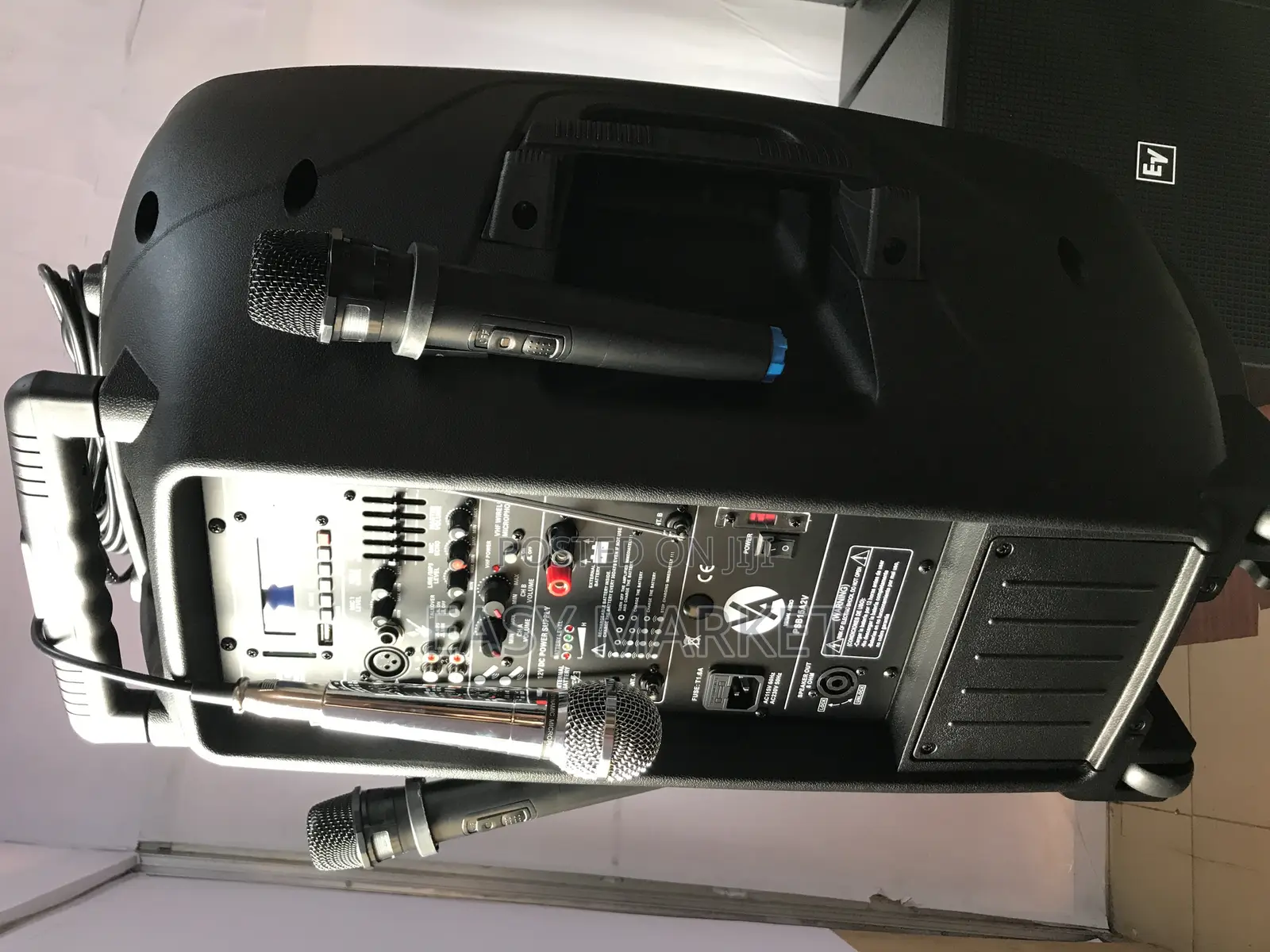 Rechargeable Speaker