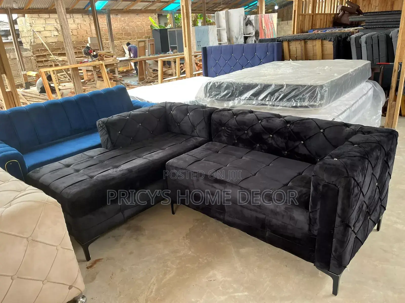 Elegante L-Shape Sofà Available ::Payment on Delivery