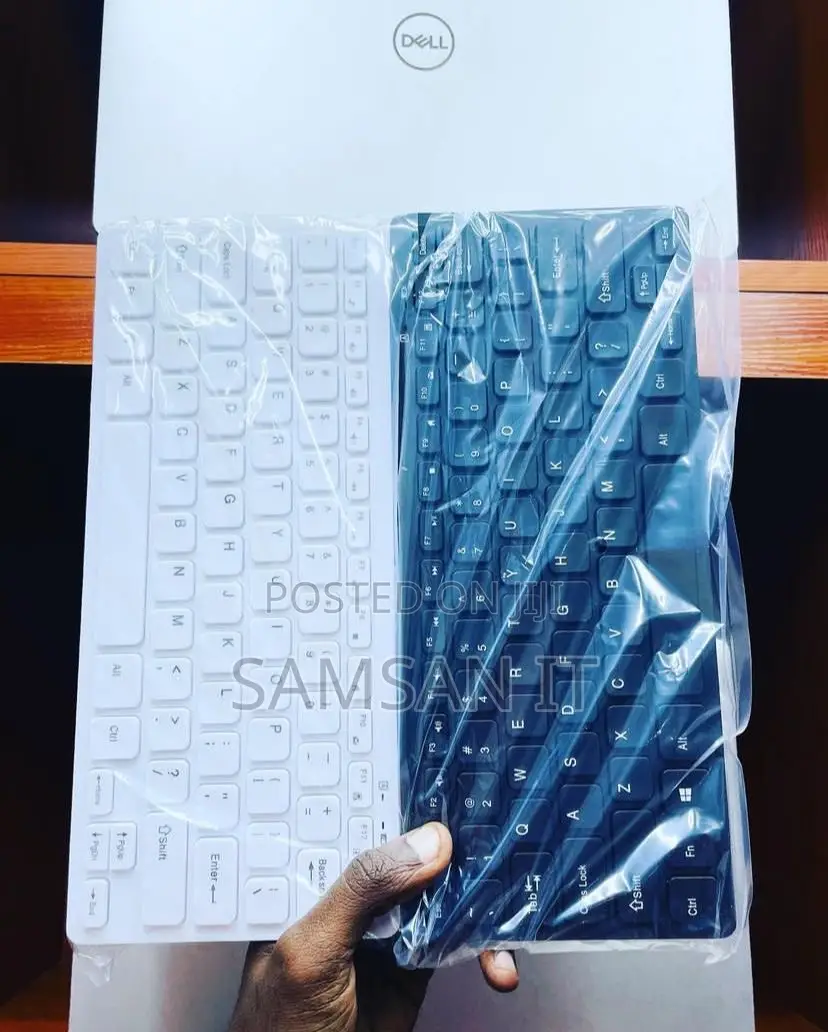 Universal Wireless Mini / Portable Keyboard and Mouse Set