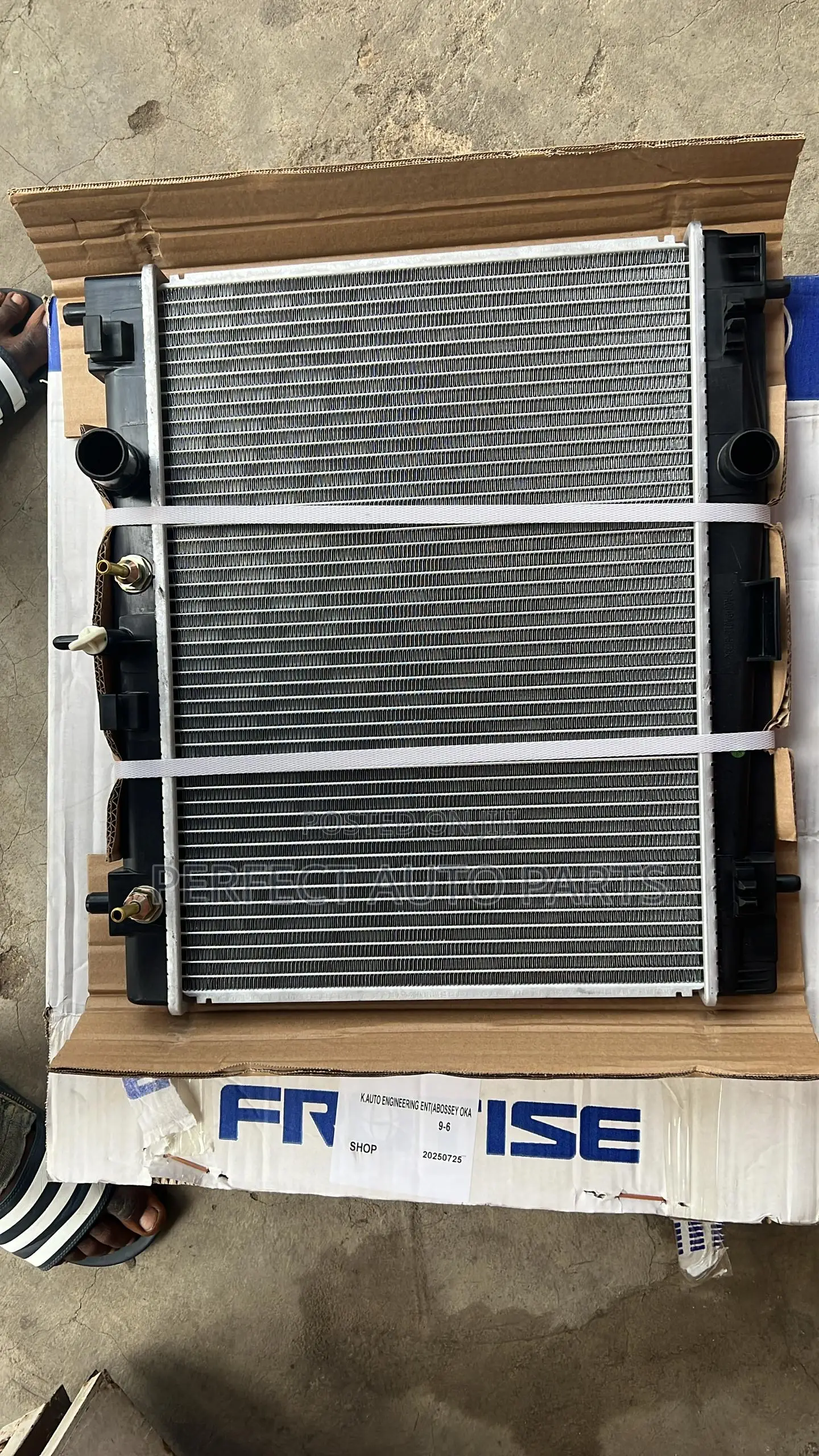 Toyota Vitz 2005 2006 2007 2008 2009 2010 2011 Radiators