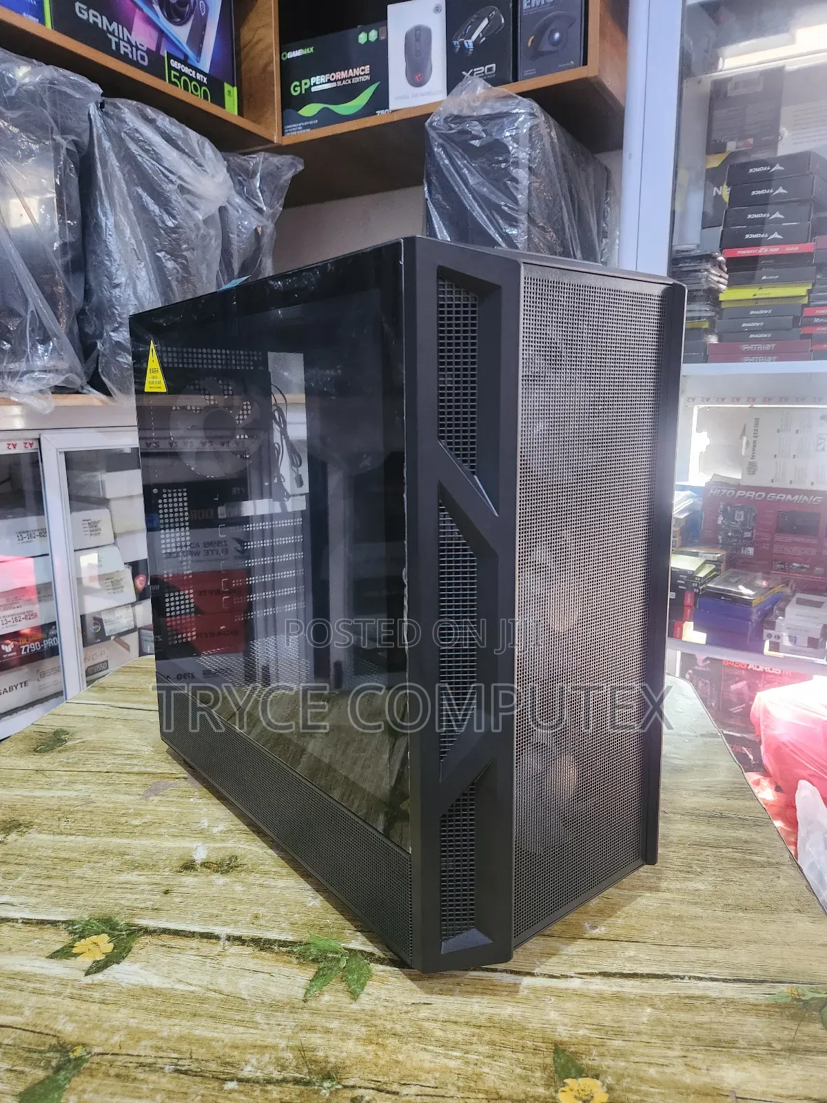 Ruix P31 Plus(Mesh) Mid Tower Gaming Pc Case E-atx Tempered Glass