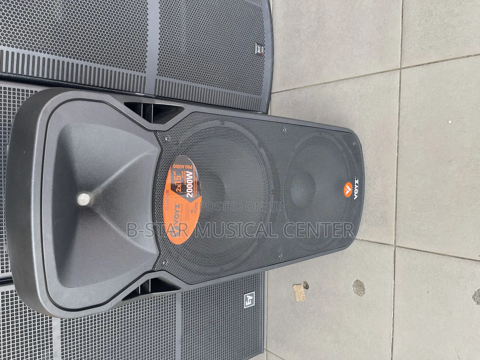 15” Vozy Rechargeable Speaker