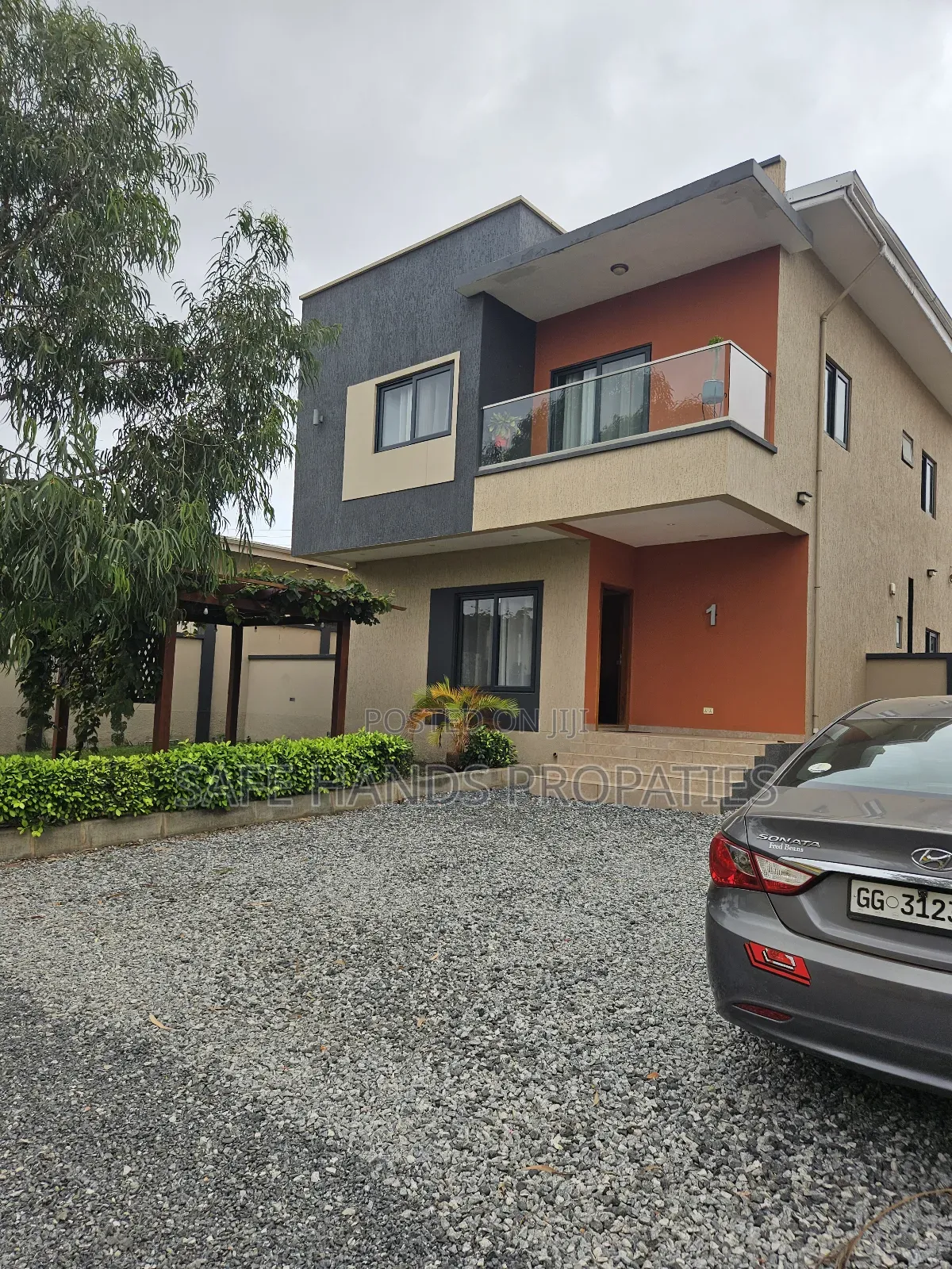 4bdrm House in Oyarifa, Accra Metropolitan for sale