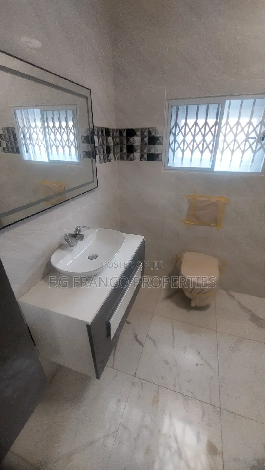 2bdrm House in Kg.Franco Properties, Spintex for sale