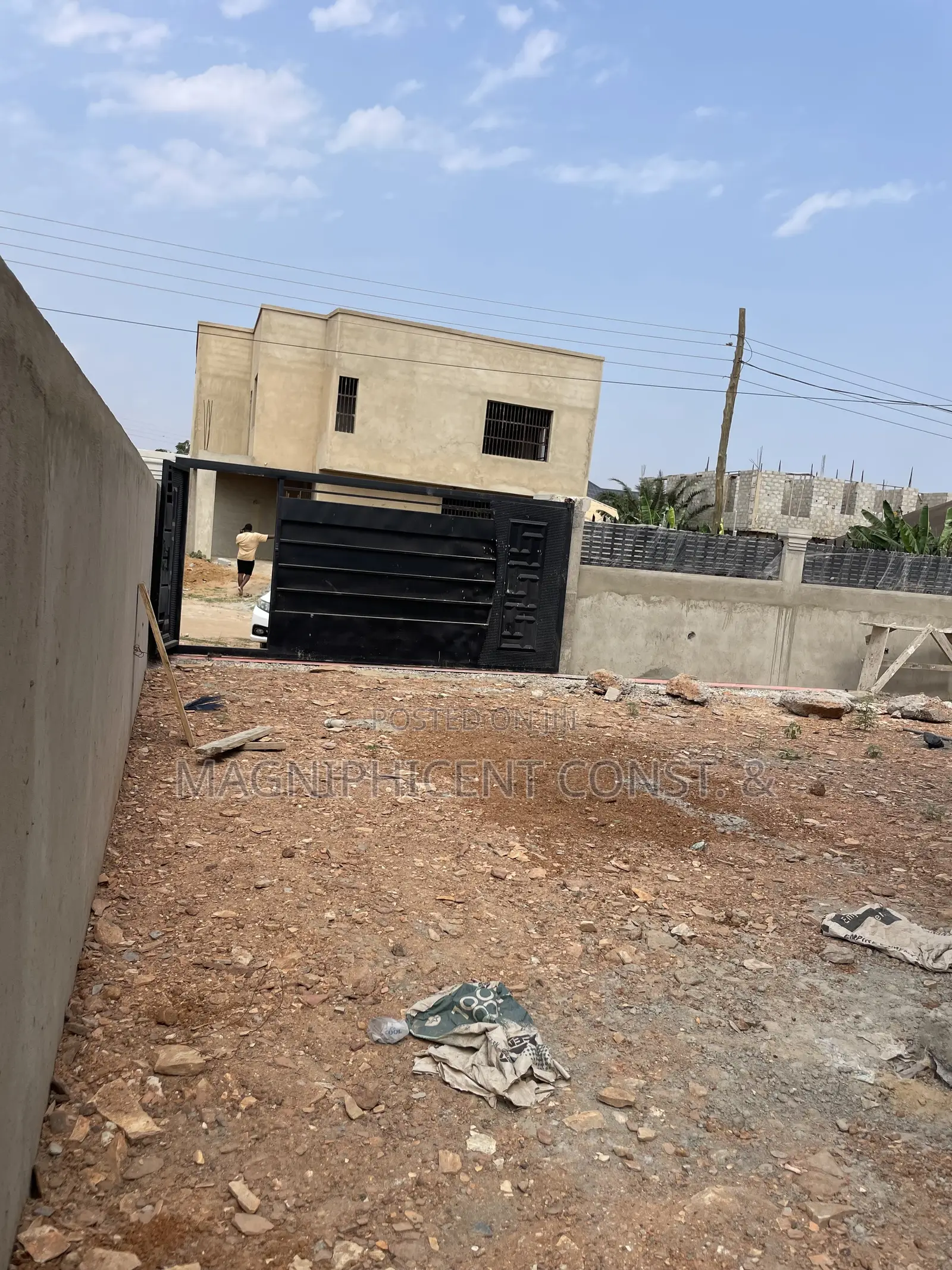 4bdrm Duplex in Lakeside Estates, Ashaley Botwe for sale
