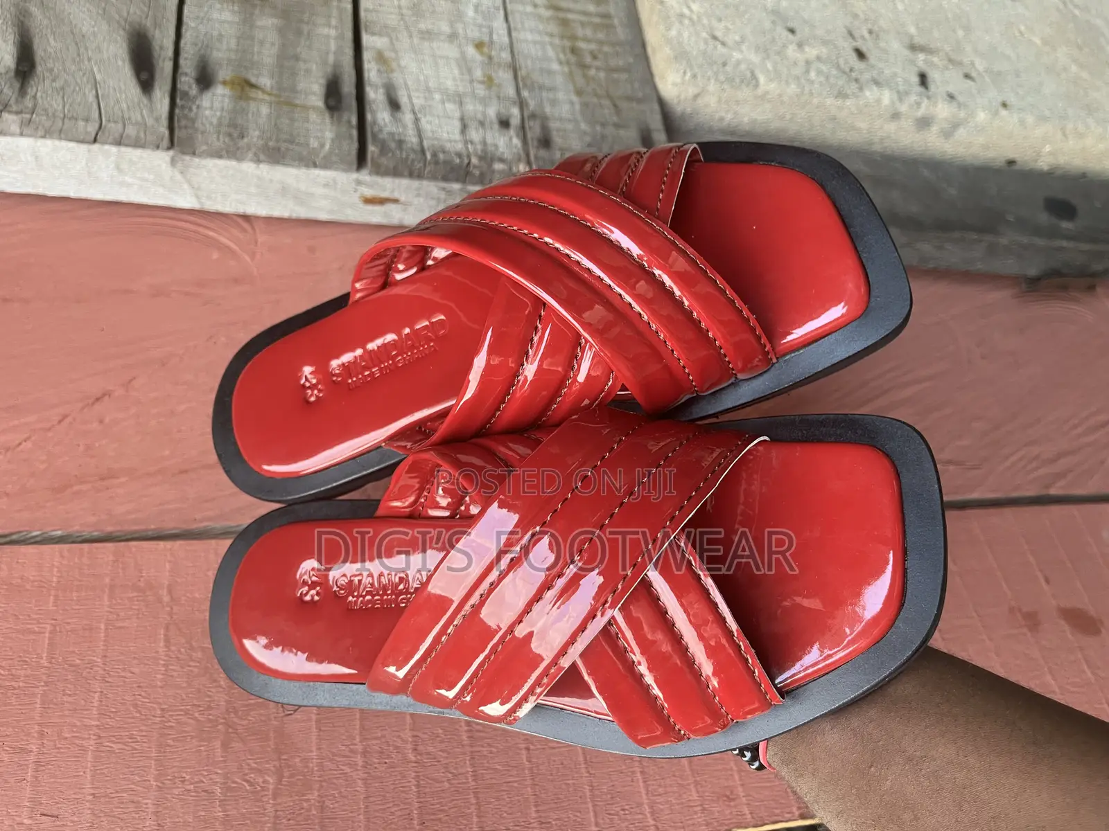 Red New Chunk Leather Slippers