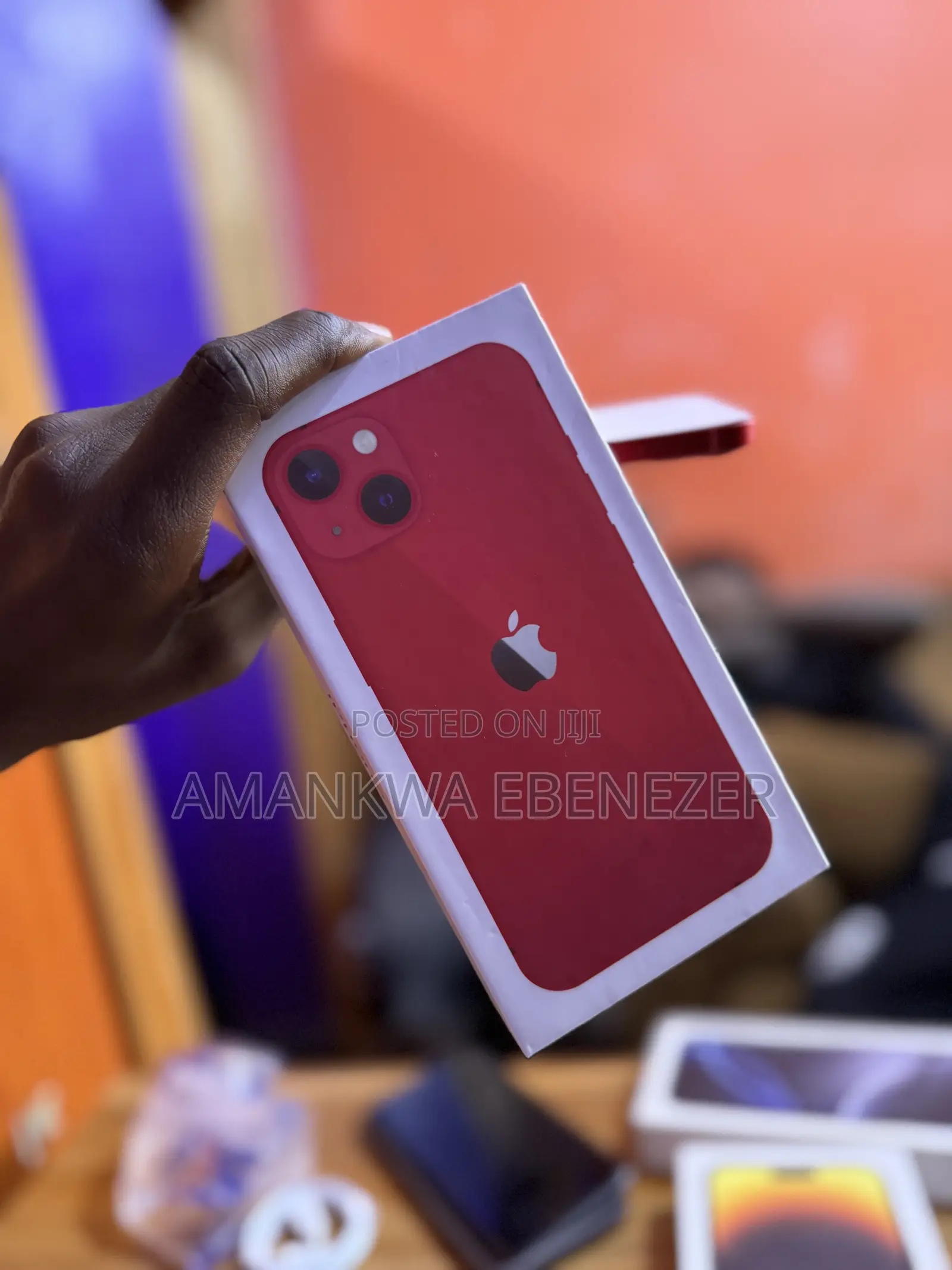 New Apple iPhone 13 128 GB Red