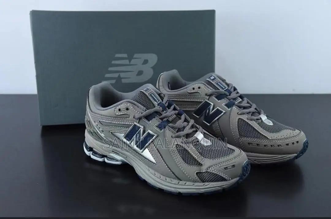 New Balance Sneakers