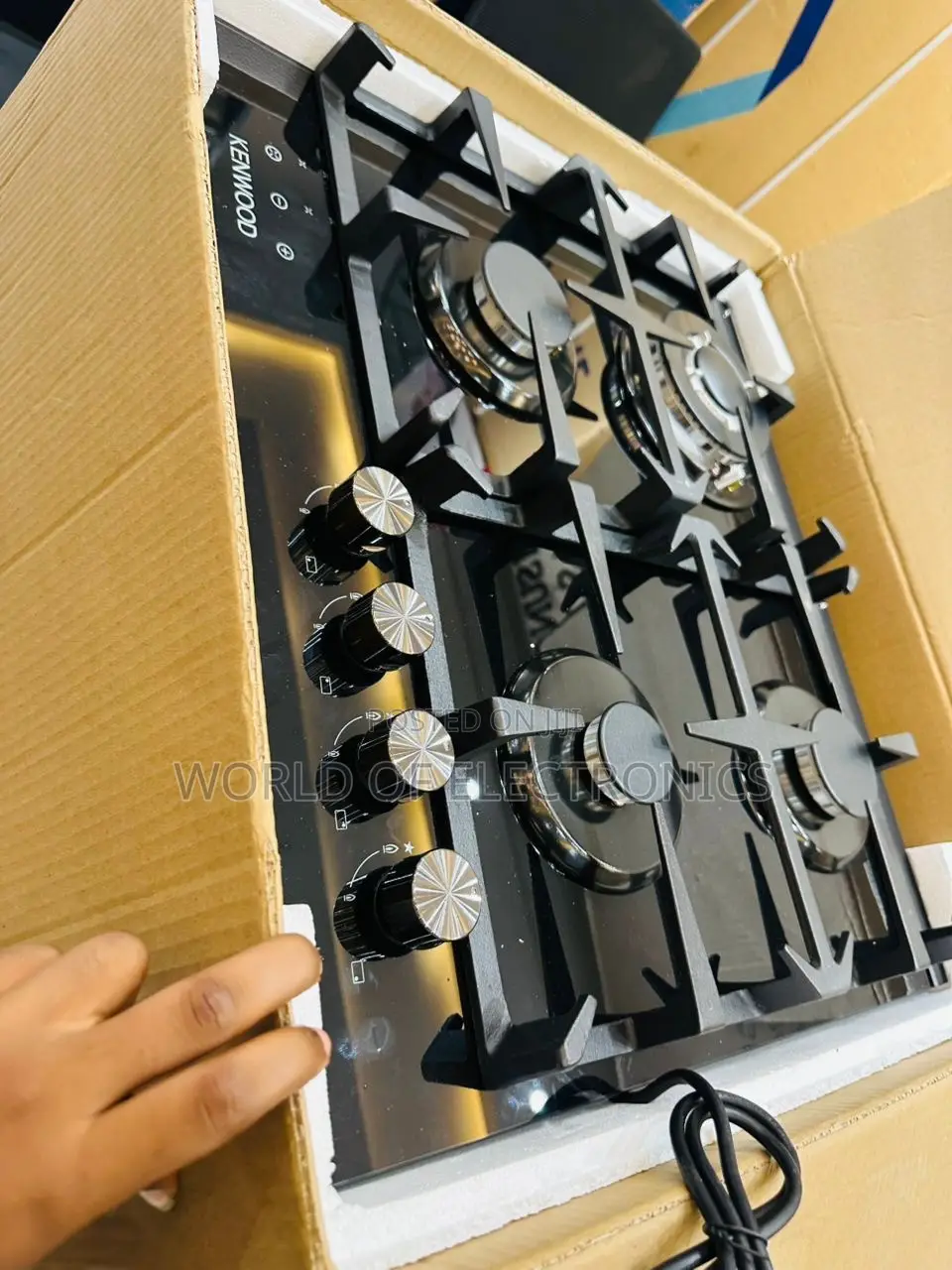 Fast and Efficient Cooker Kenwood 4 Burner