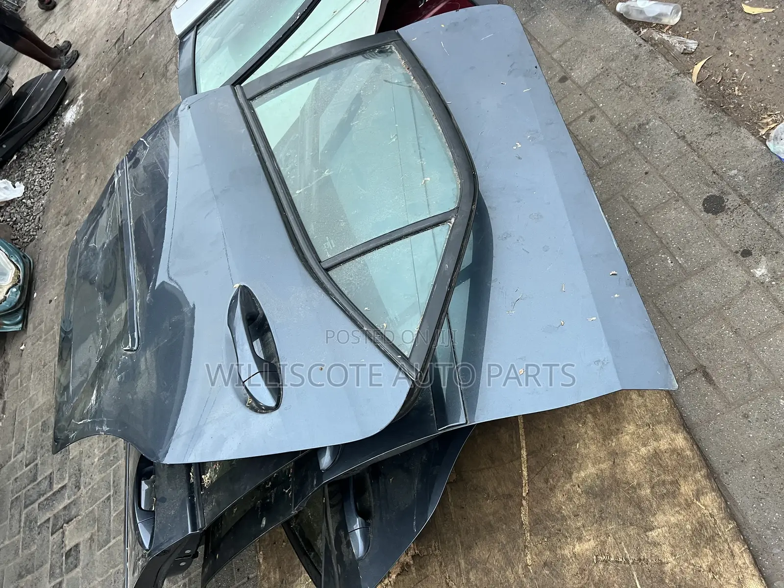 Corolla 14-19 Doors Set
