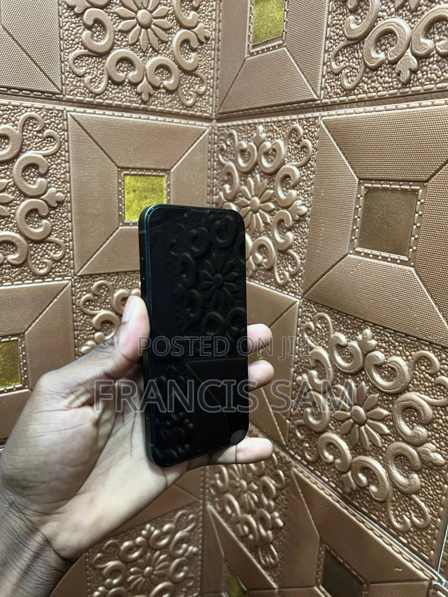Apple iPhone 13 128 GB Green