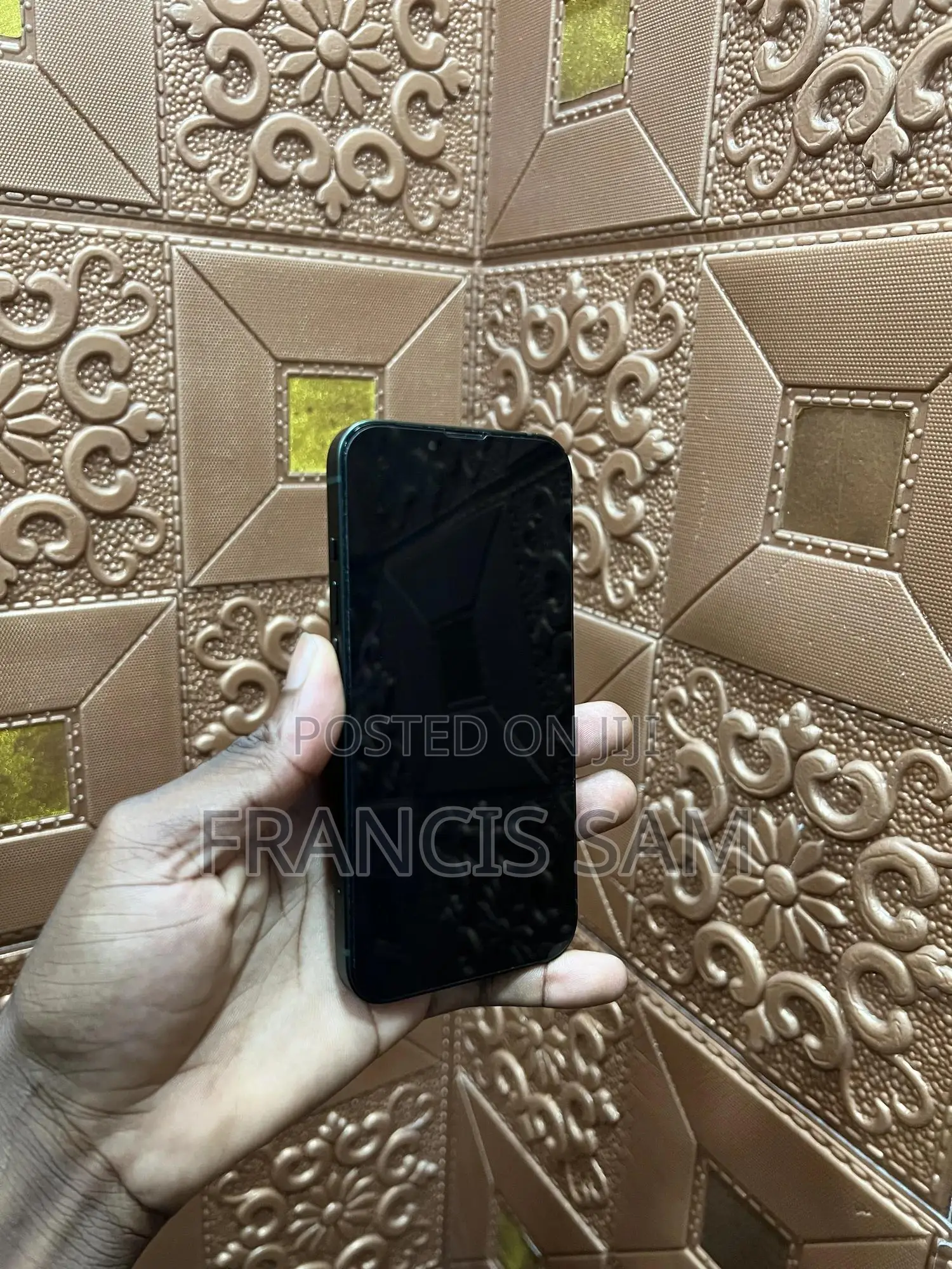 Apple iPhone 13 128 GB Green