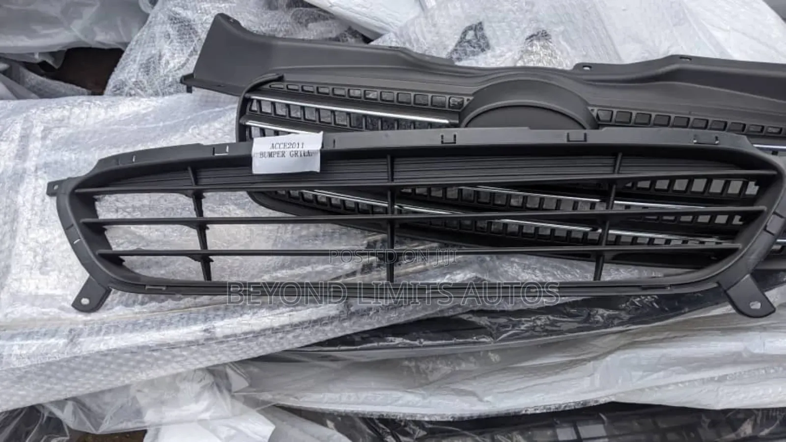 Hyundai Accent 2012,2013,2014,2015,2016,017 Bumper/ Down Grille/ Shell