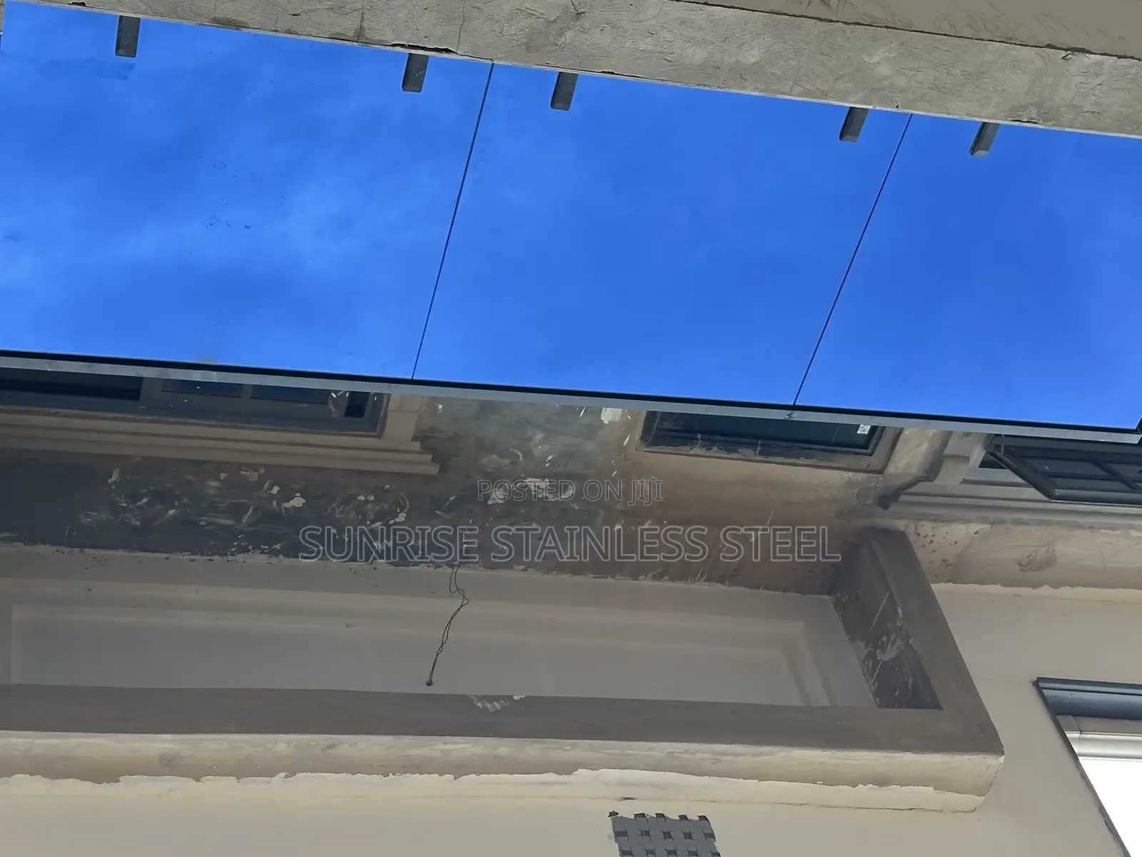 Stainless Frameless Design