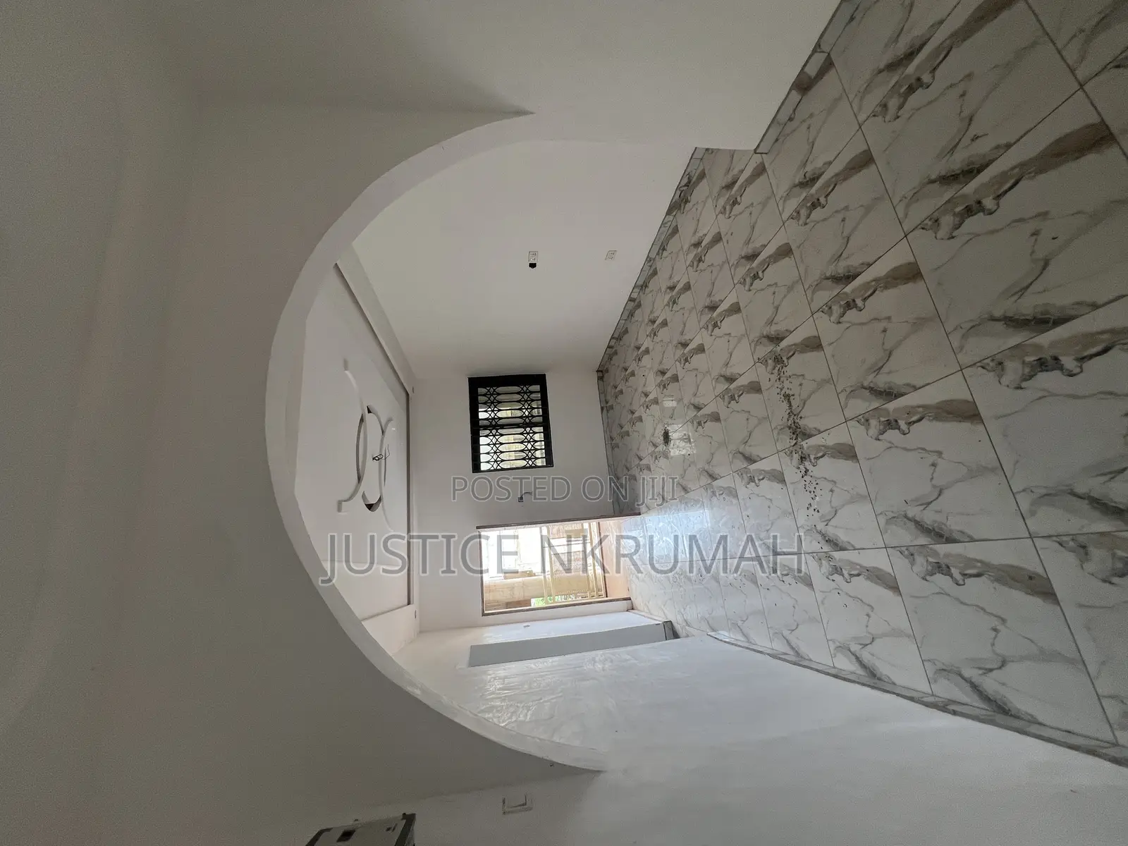 2bdrm Apartment in Mr Justice Estate, Old Barrier for rent