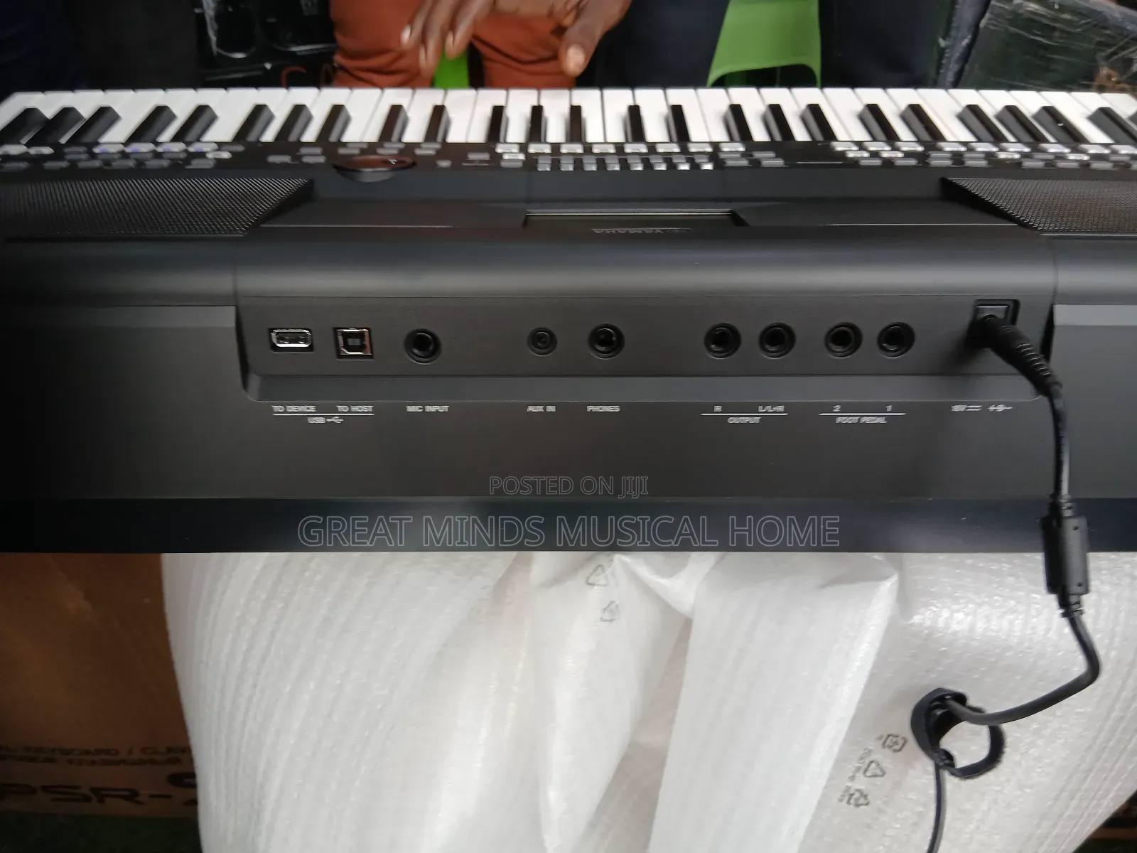 Yamaha PSR Sx 600 Professional Keyboard