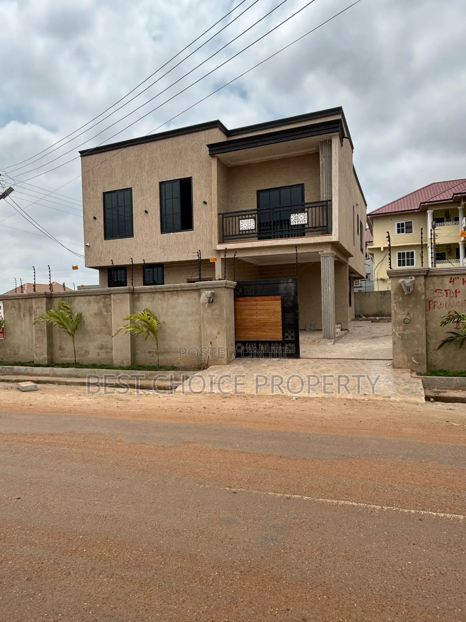 Ex 4 Bedroom House for Sale at Adenta Amrahia