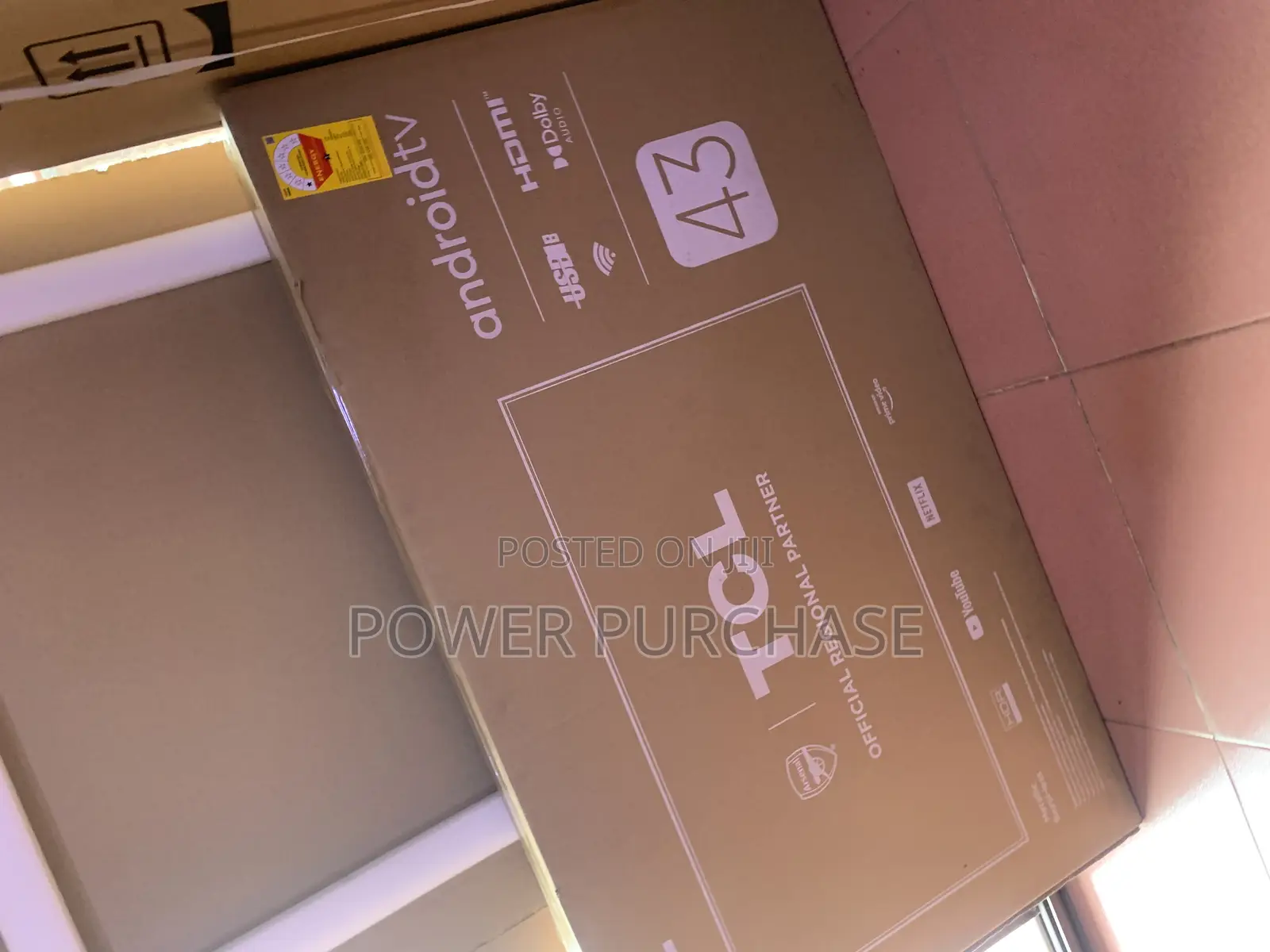 Connotation TCL Smart Android Television 43 Inches