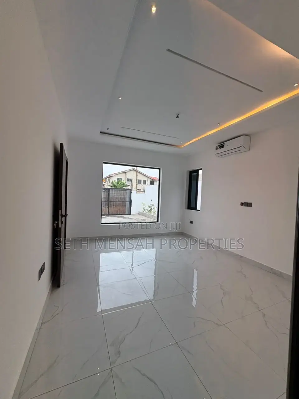 3bdrm House in Skm, Lake Side Estate for sale